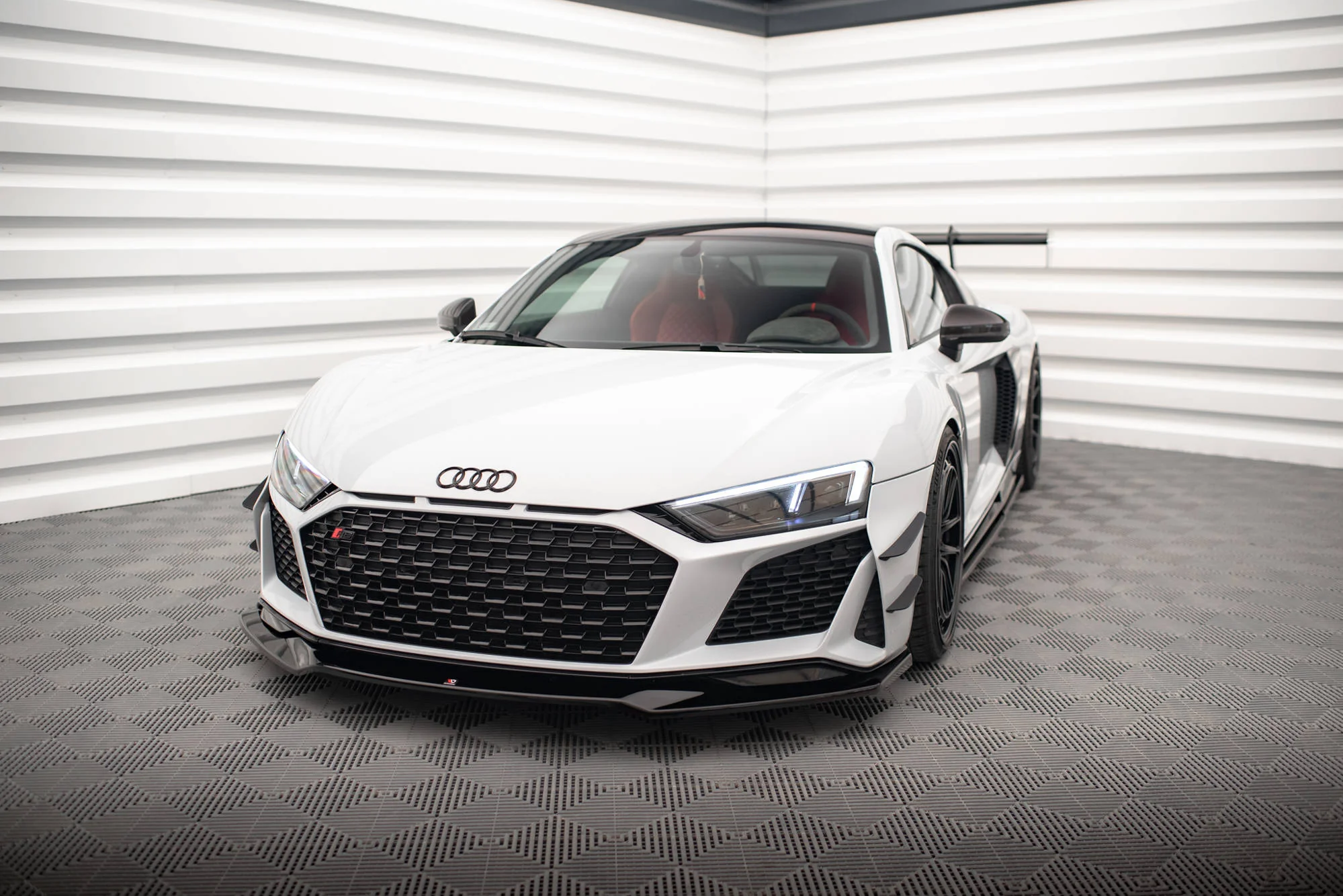 Canards(owiewki przedniego zderzaka) Audi R8 Mk2 Facelift - Image 5