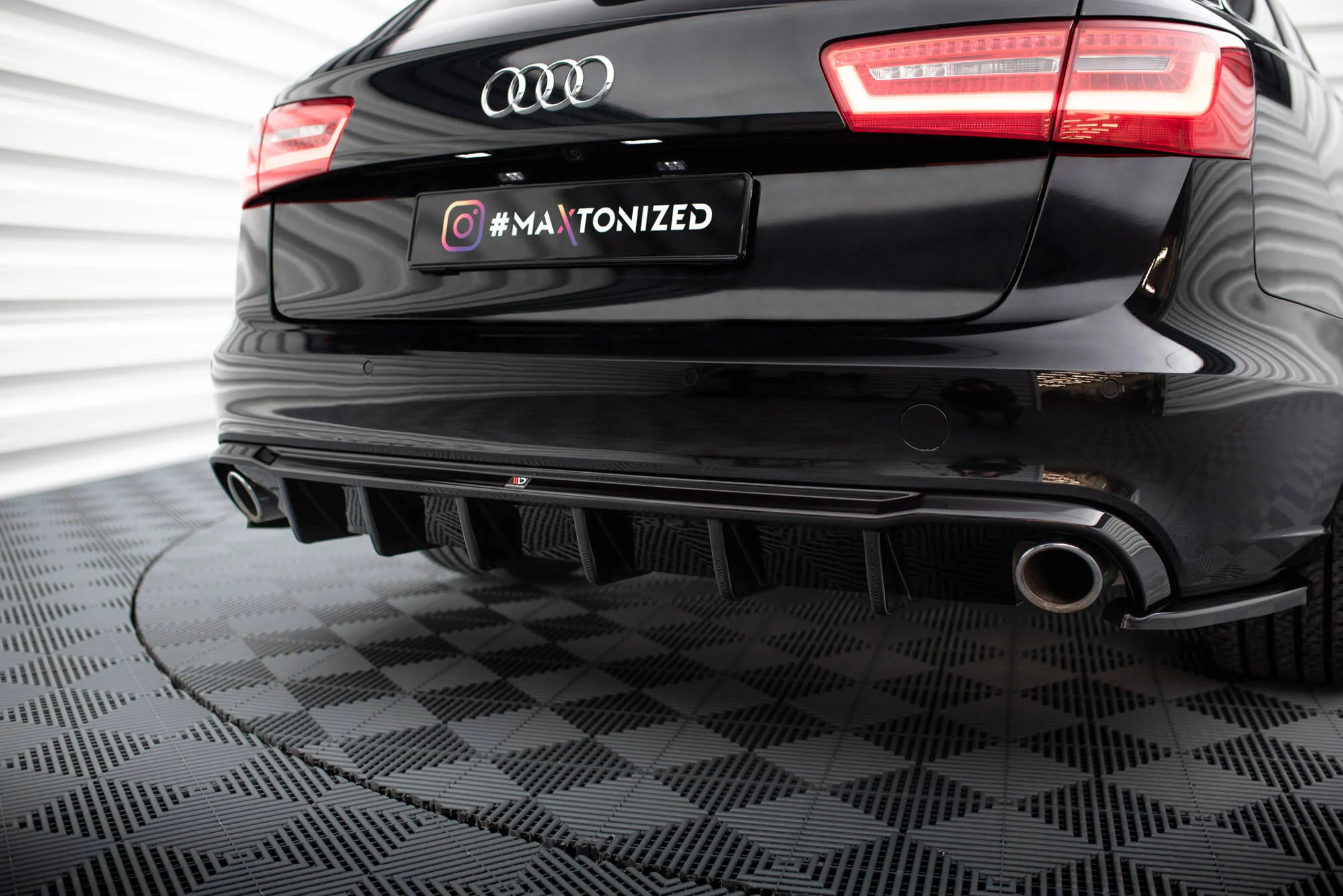 Dokładka Tylna Audi A6 Sedan / Avant C7 (Wersja z pojedynczymi wydechami z dwóch stron)