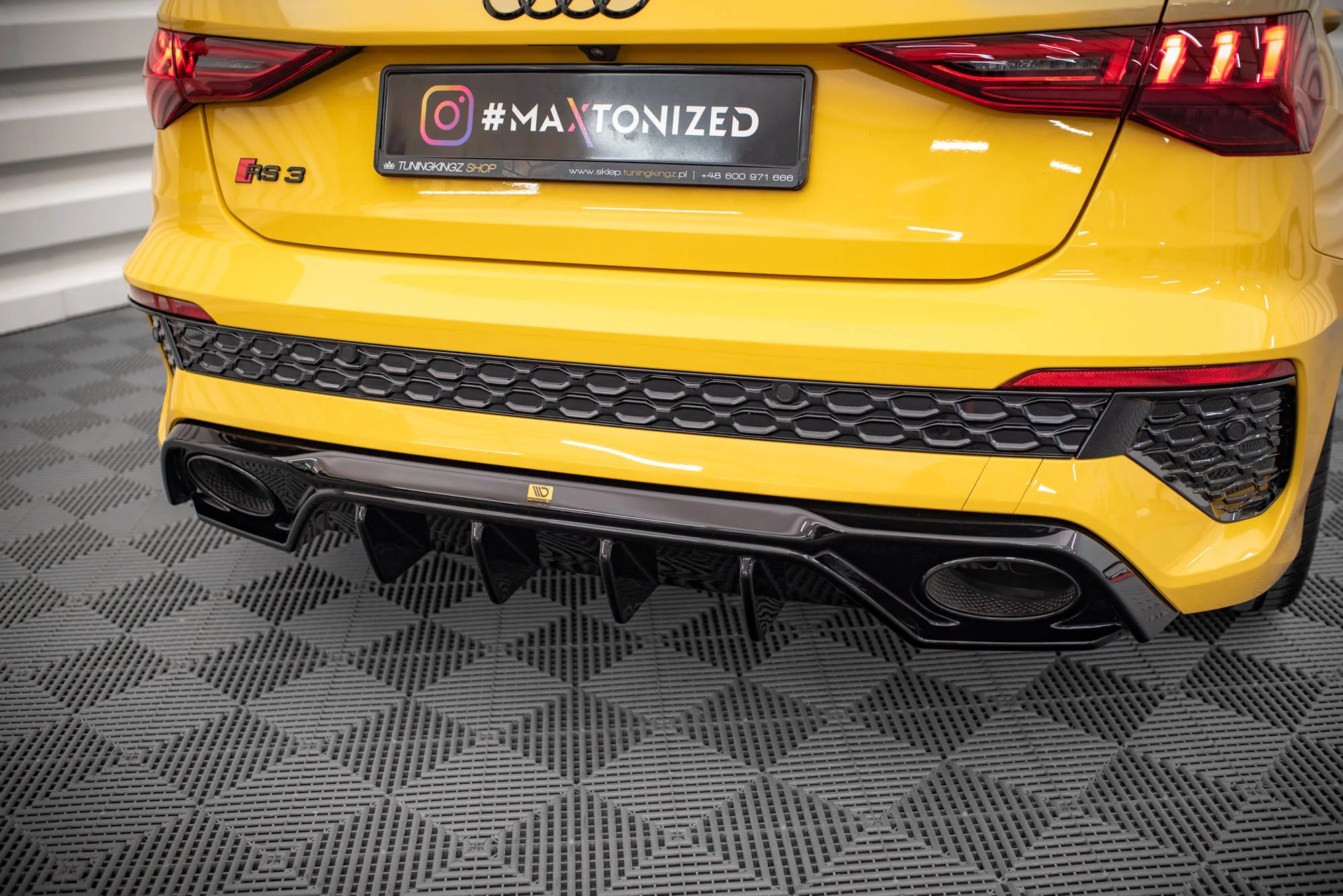 Dokładka Tylna Audi RS3 8Y - Image 10