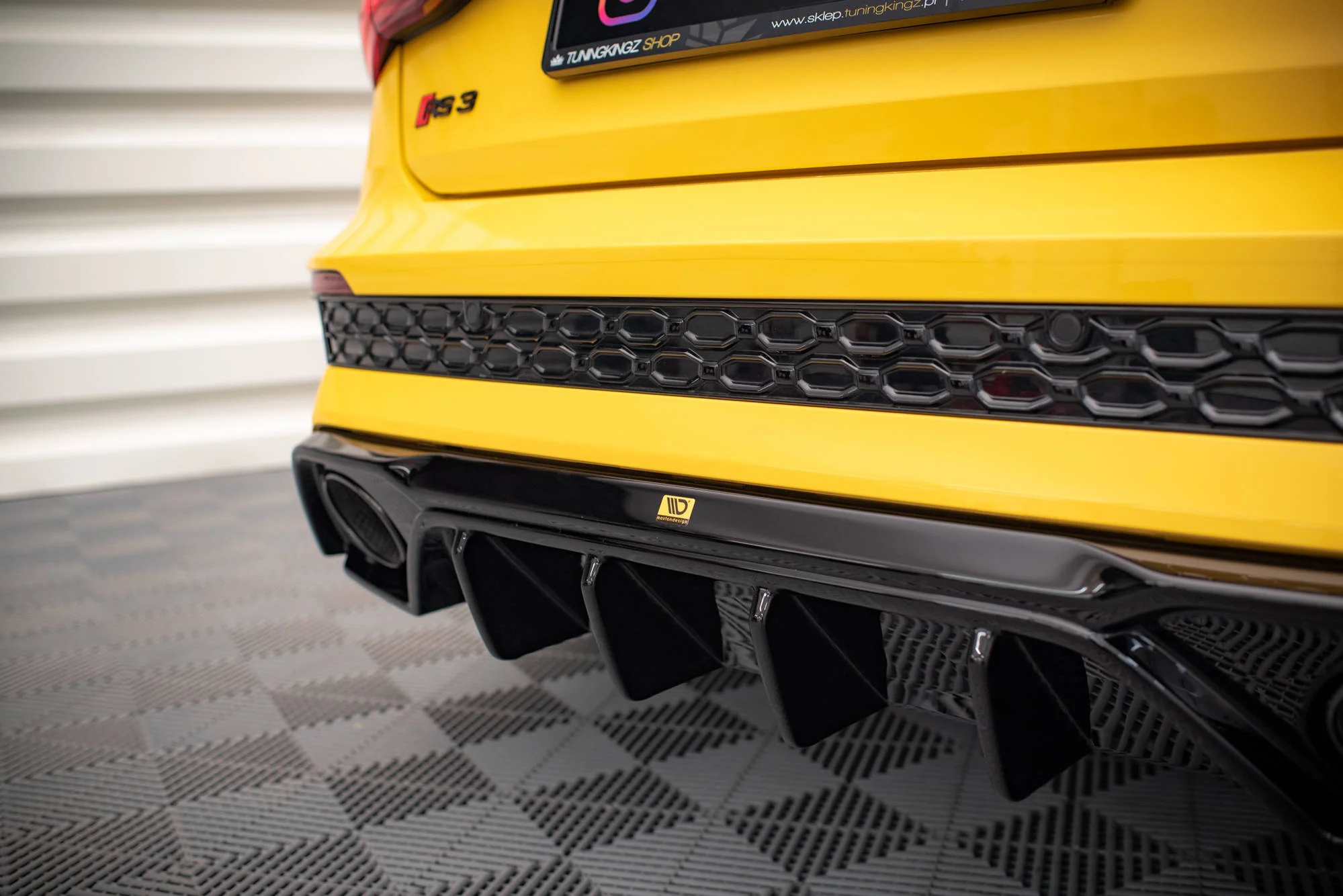 Dokładka Tylna Audi RS3 8Y - Image 6