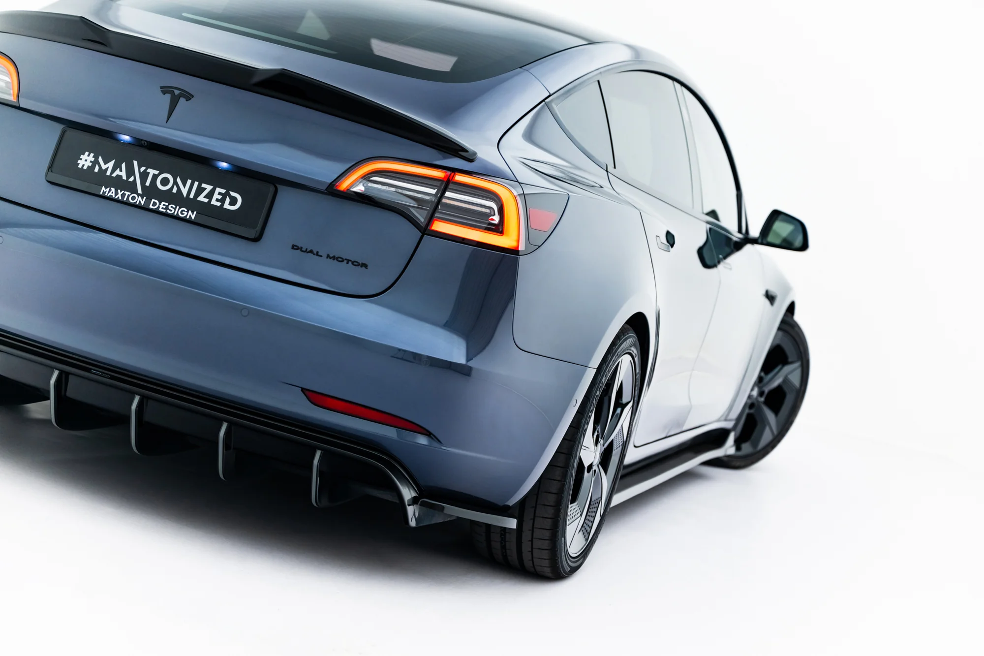 Dokładka Tylna V.2 Tesla Model 3 - Image 5