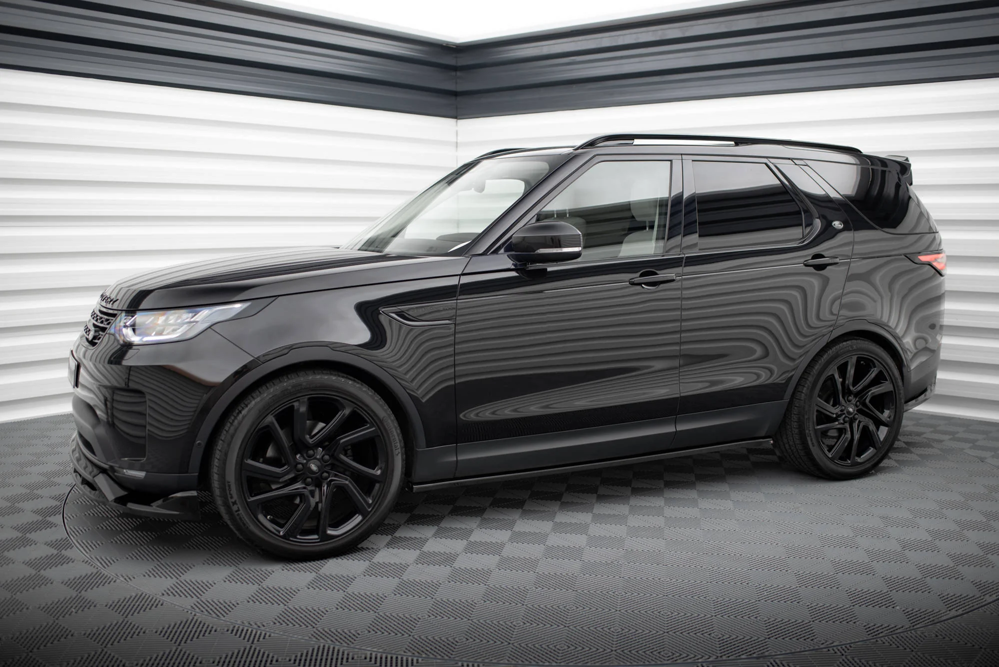 Dokładki Progów Land Rover Discovery HSE Mk5 - Image 2