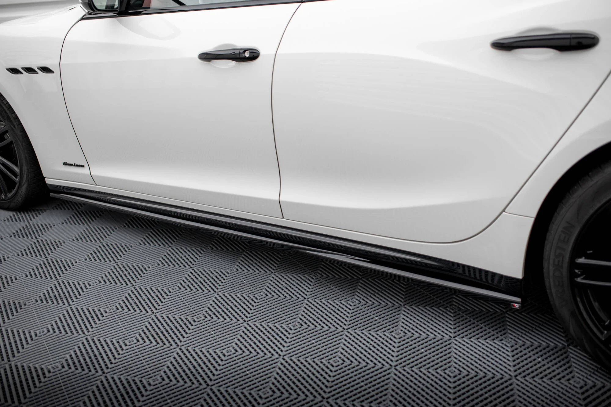 Dokładki Progów Maserati Ghibli Mk3 Facelift - Image 3