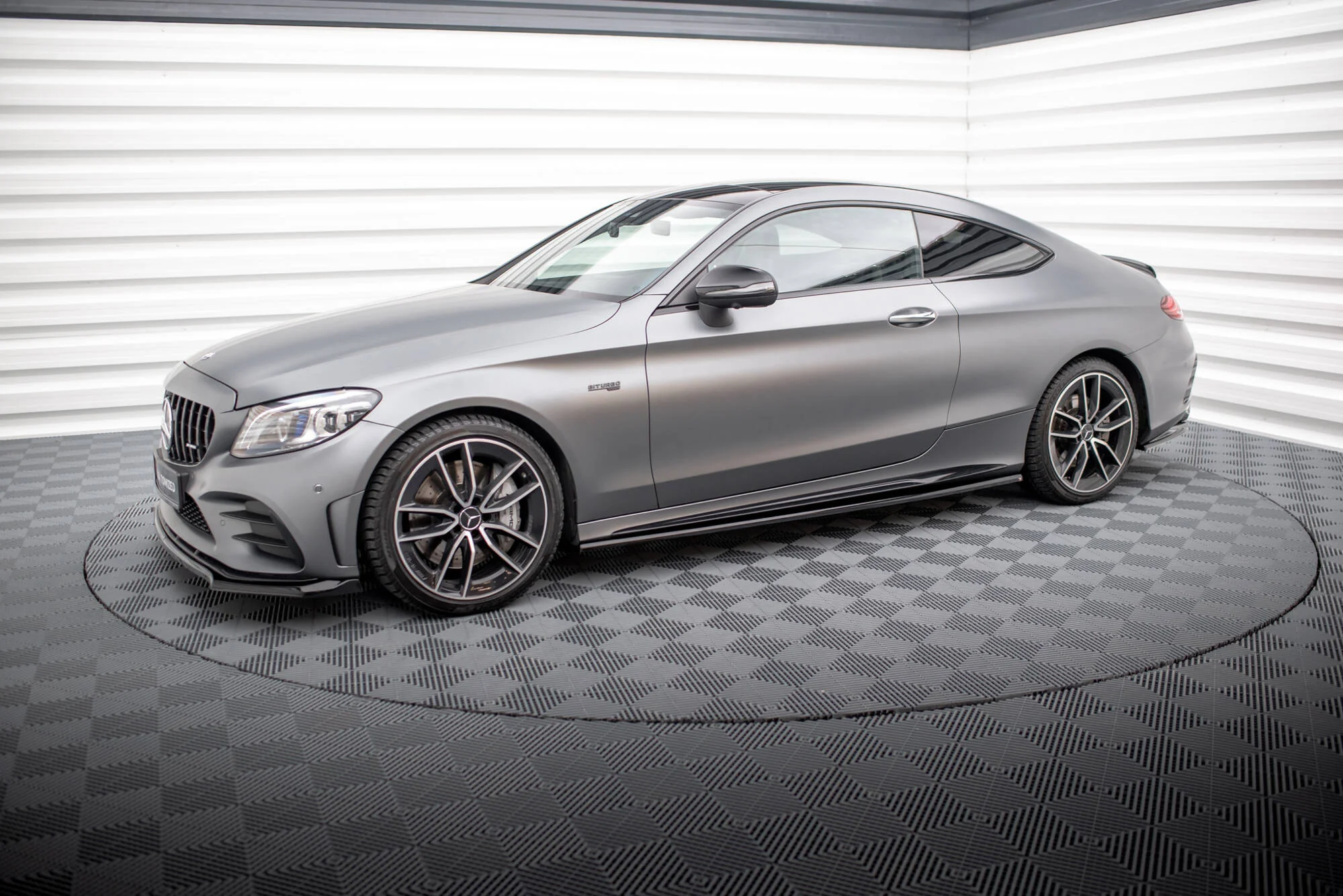 Dokładki Progów Mercedes-AMG C43 Coupe / Cabrio C205 Facelift / A205 Facelift - Image 2