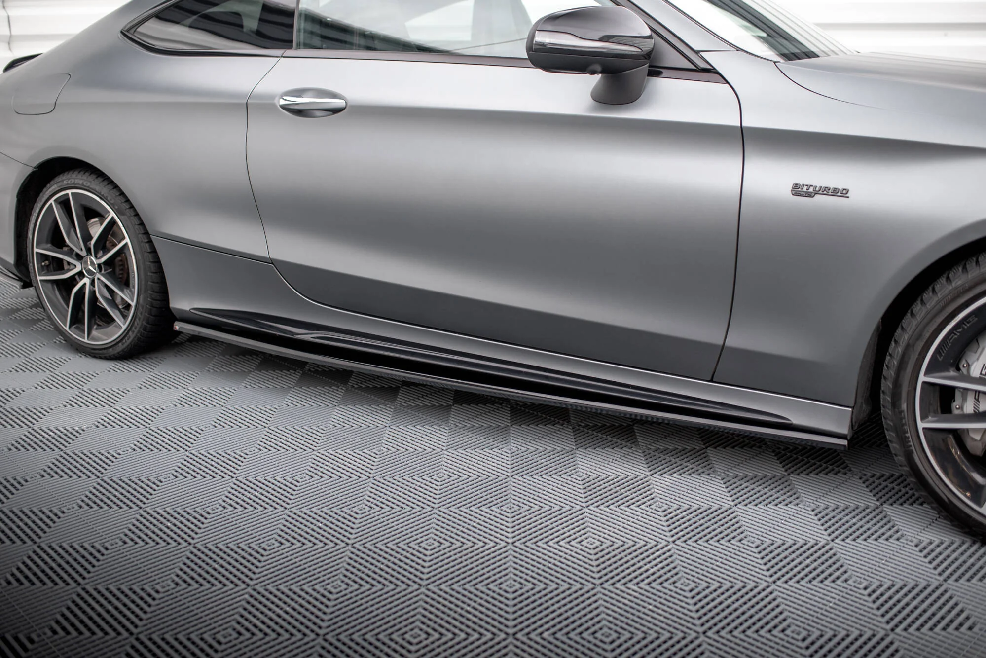 Dokładki Progów Mercedes-AMG C43 Coupe / Cabrio C205 Facelift / A205 Facelift - Image 3