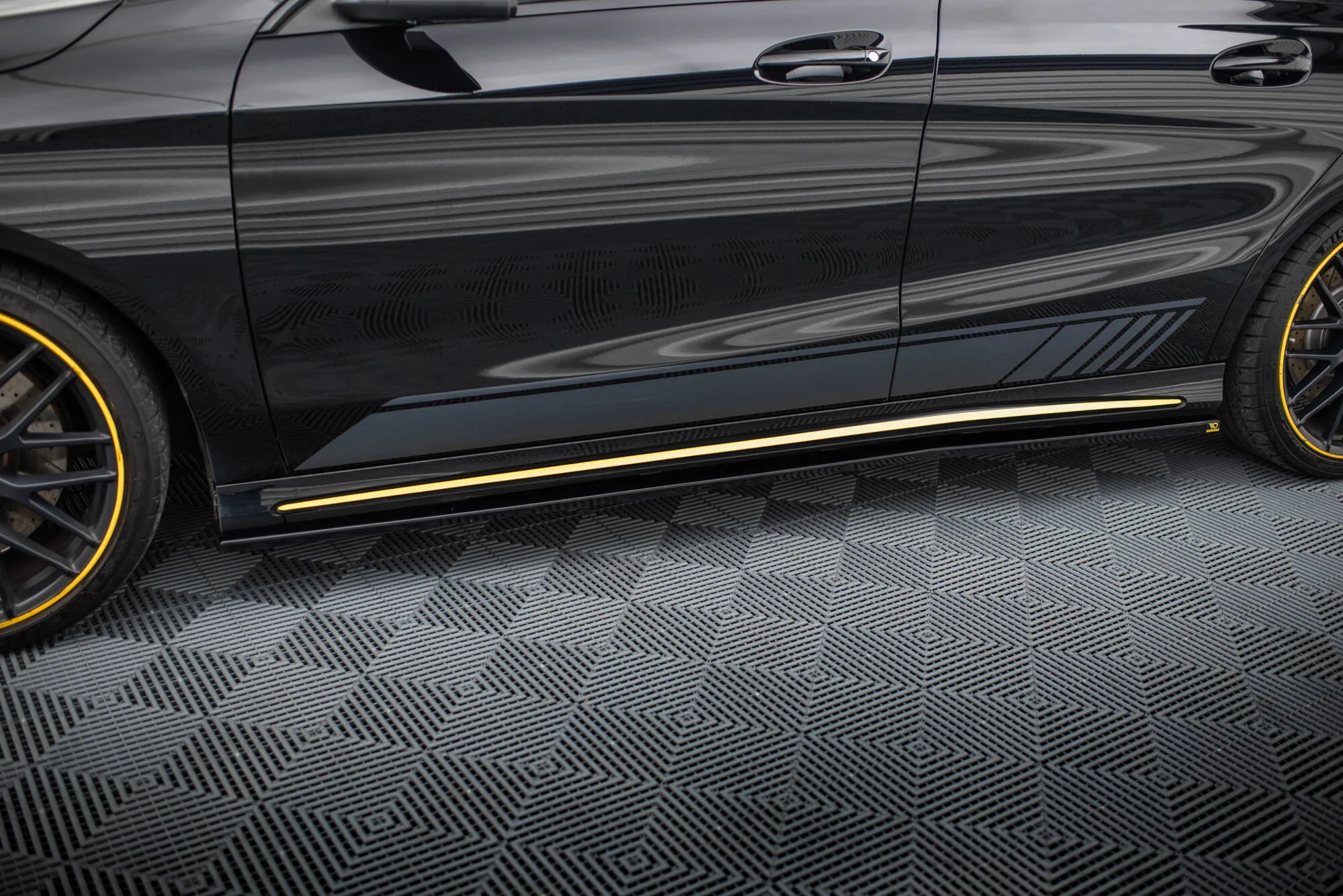Dokładki Progów Mercedes-AMG CLA 45 C117 Facelift