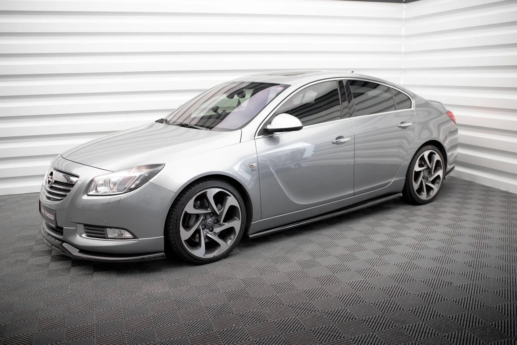 Dokładki Progów Opel Insignia OPC-Line Mk1 - Image 3
