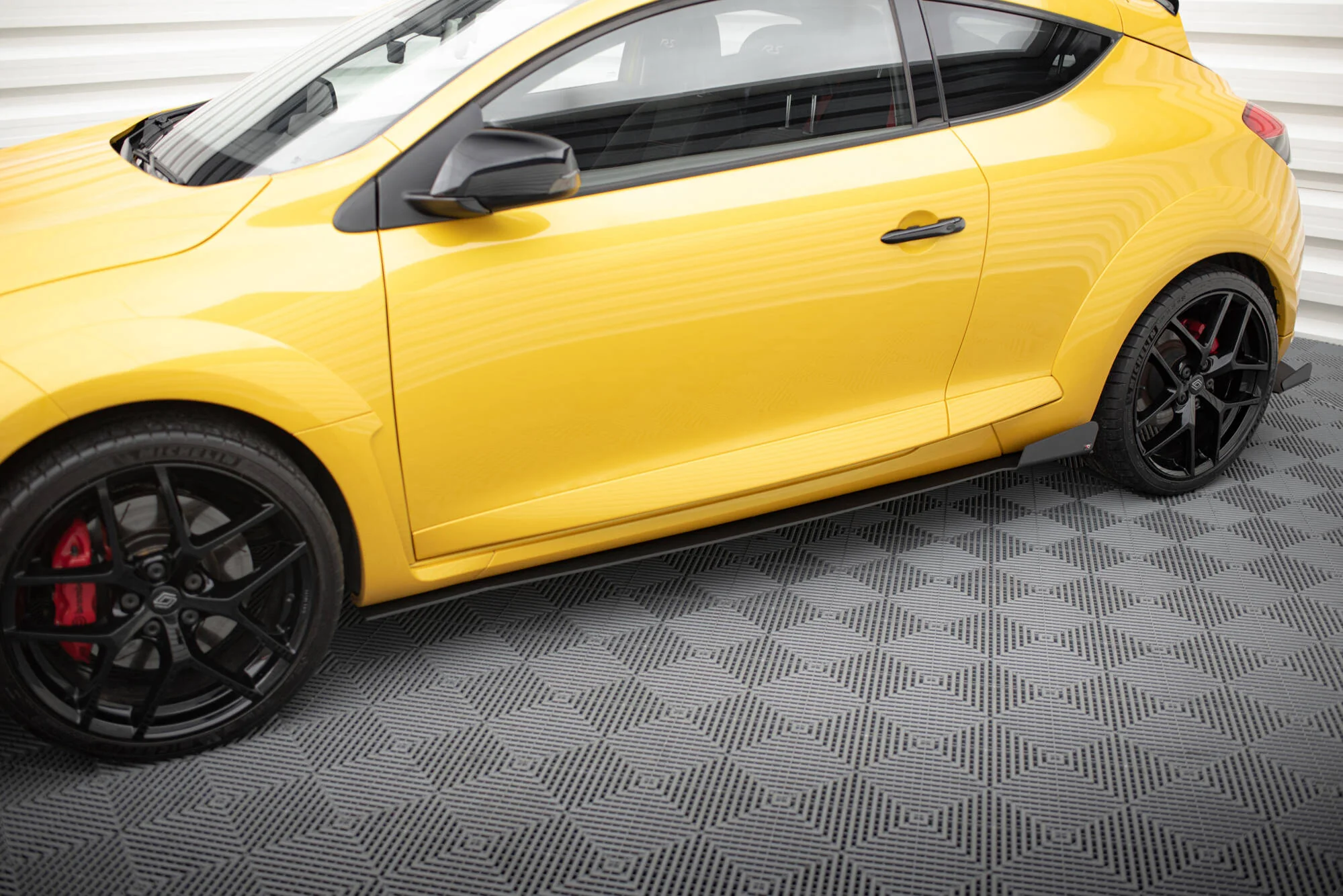 Dokładki Progów Racing Renault Megane III RS - Image 2