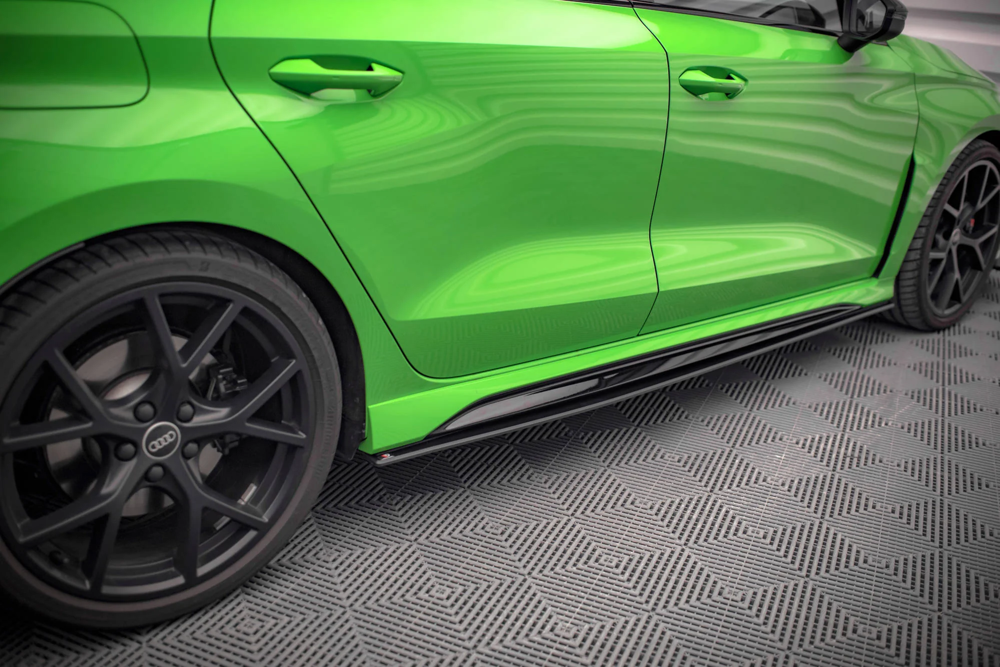 Dokładki progów Street Pro Audi RS3 Sedan 8Y - Image 3