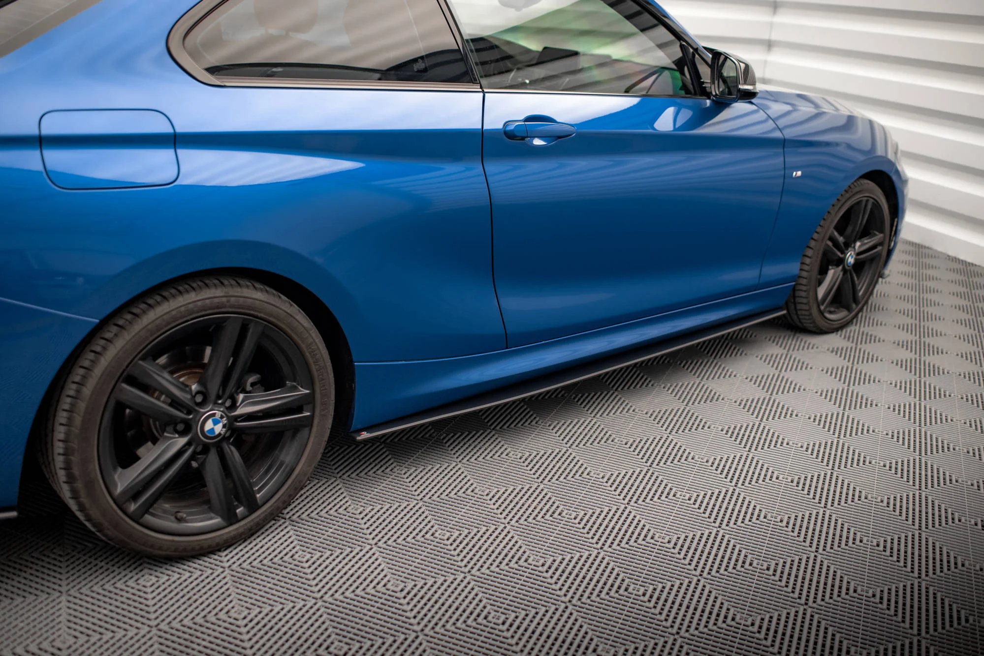 Dokładki progów Street Pro BMW 2 M-Pack F22 - Image 3