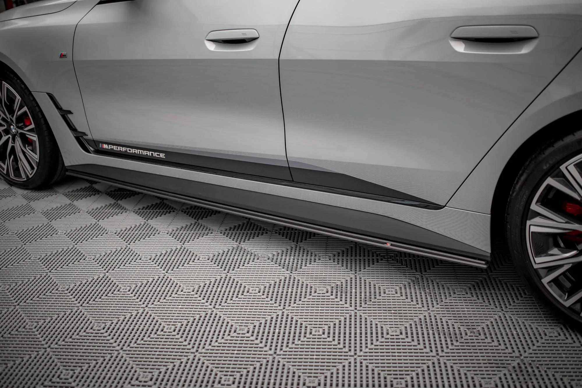 Dokładki progów Street Pro BMW 4 Gran Coupe M-Pack G26 - Image 3