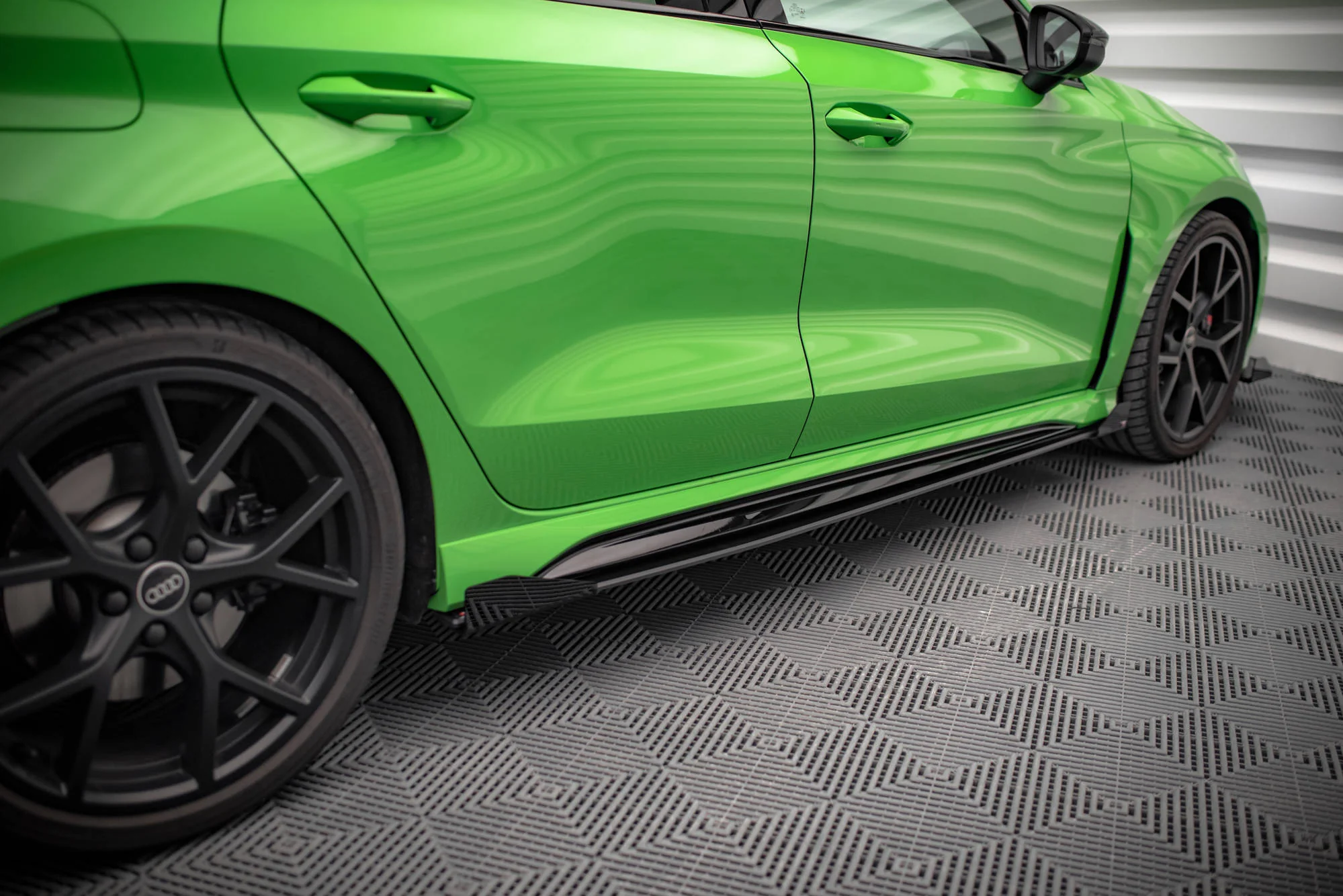 Dokładki progów Street Pro + Flaps Audi RS3 Sedan 8Y - Image 3