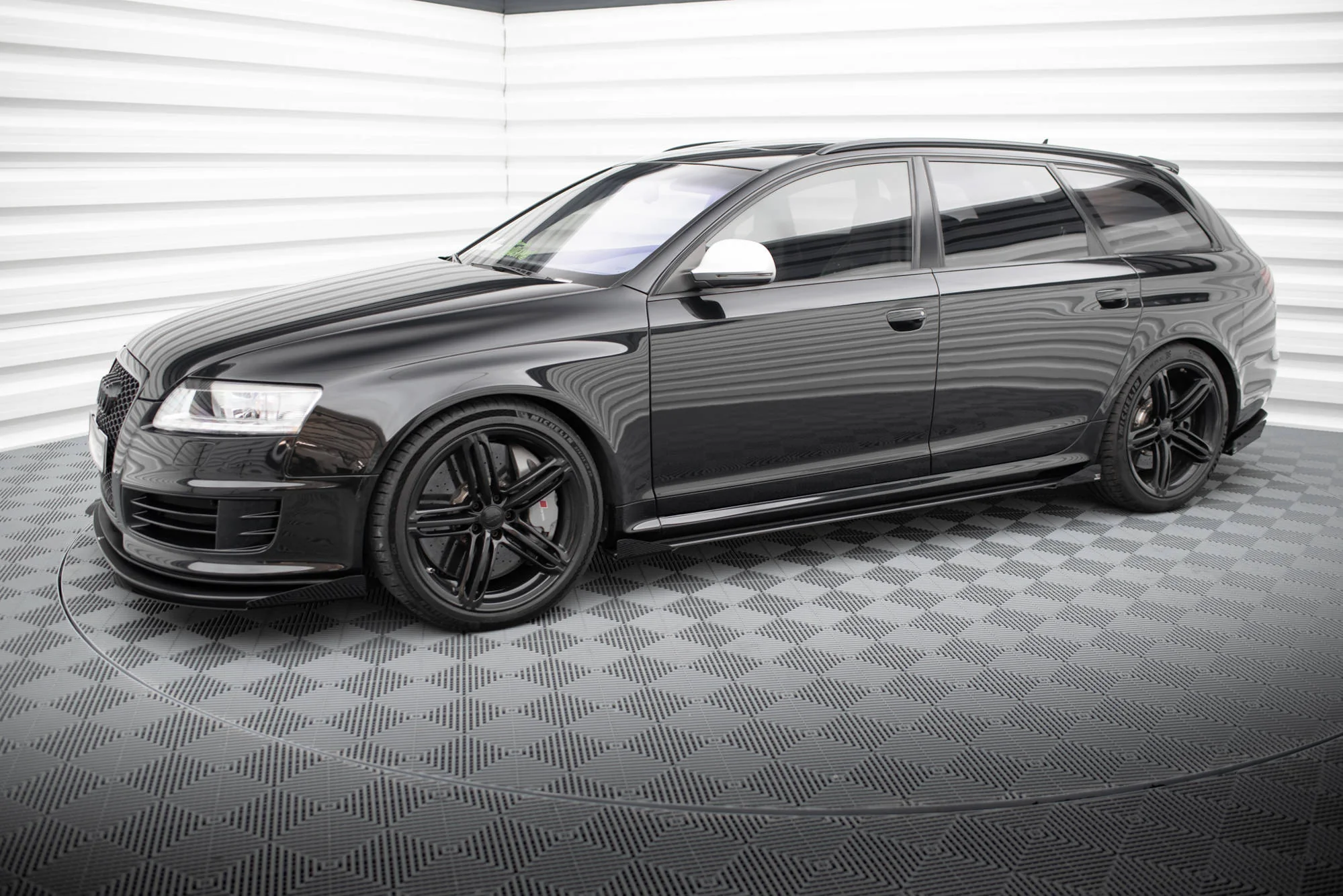 Dokładki progów Street Pro + Flaps Audi RS6 Avant C6 - Image 2