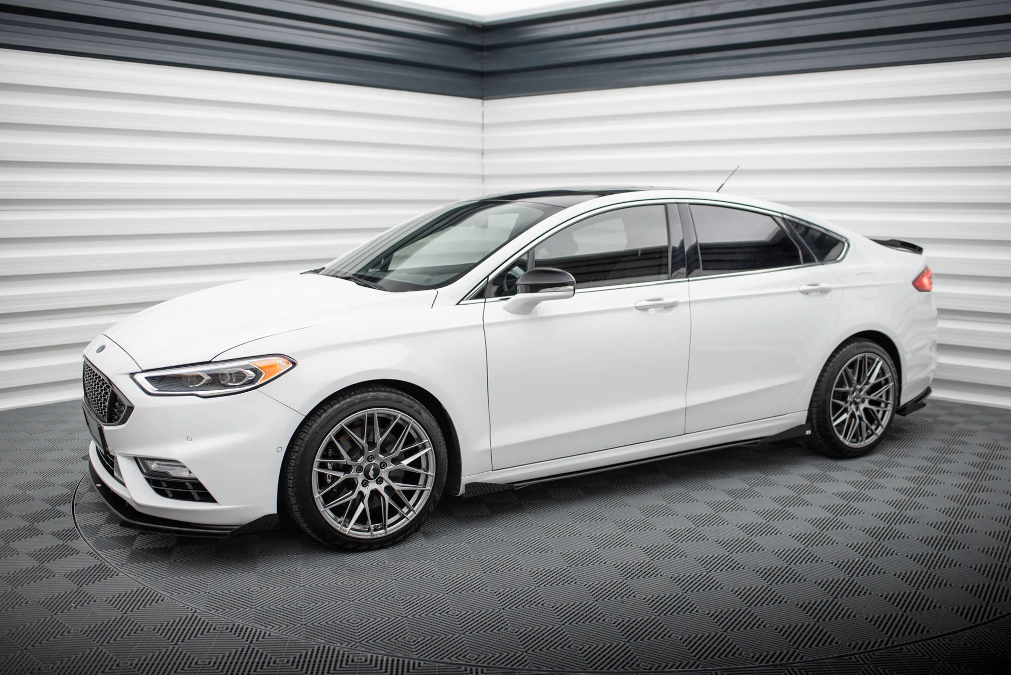Dokładki progów Street Pro + Flaps Ford Mondeo Sport Mk5 Facelift / Fusion Sport Mk2 Facelift - Image 3