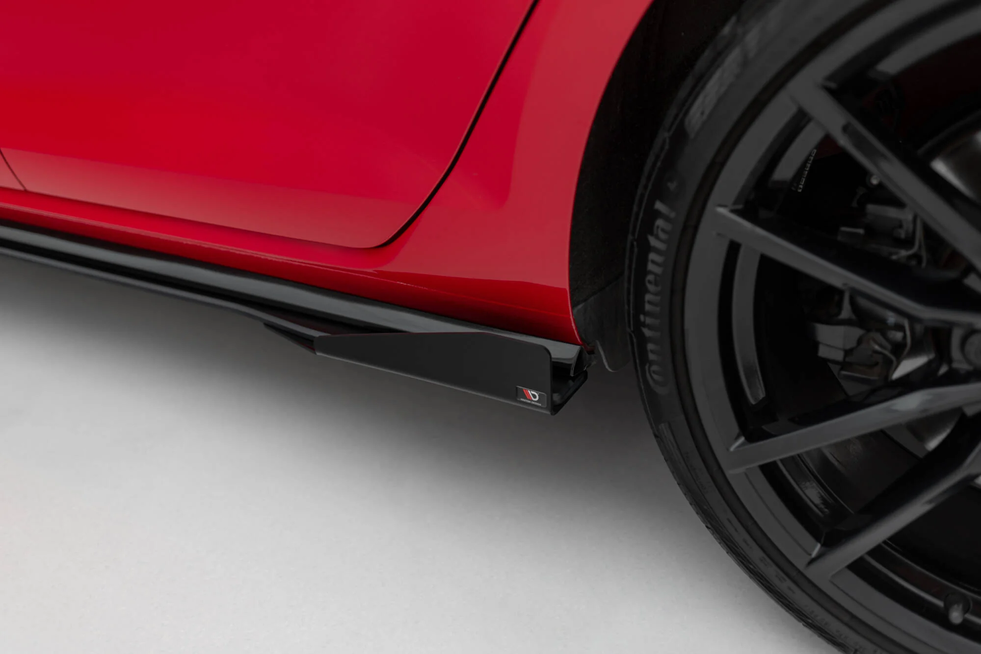 Dokładki progów Street Pro + Flaps Volkswagen Golf R / R-Line Mk7 Facelift - Image 5