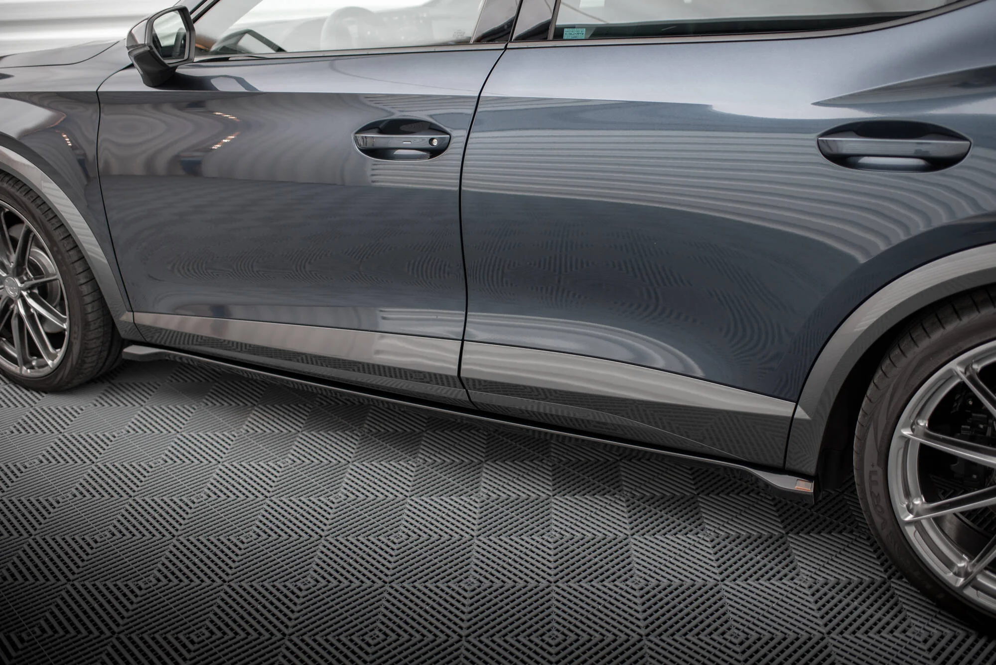 Dokładki Progów V.2 Cupra Formentor Mk1 - Image 3