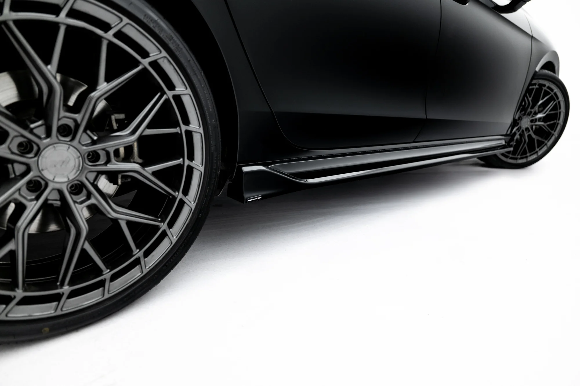 Dokładki Progów V.2 Skoda Superb Sportline Mk4 - Image 4