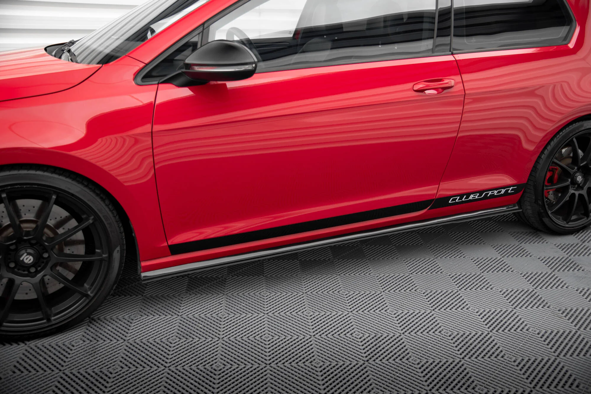 DOKŁADKI PROGÓW VW GOLF VII GTI CLUBSPORT - Image 2