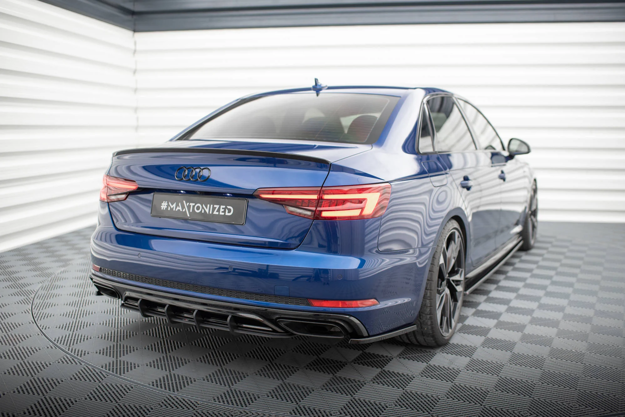 Dyfuzor Tylny Street Pro Audi A4 Competition B9