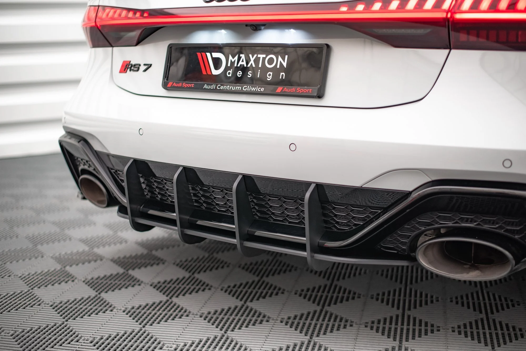 Dyfuzor Tylny Street Pro Audi RS7 C8 / RS6 C8 / C8 Facelift - Image 2