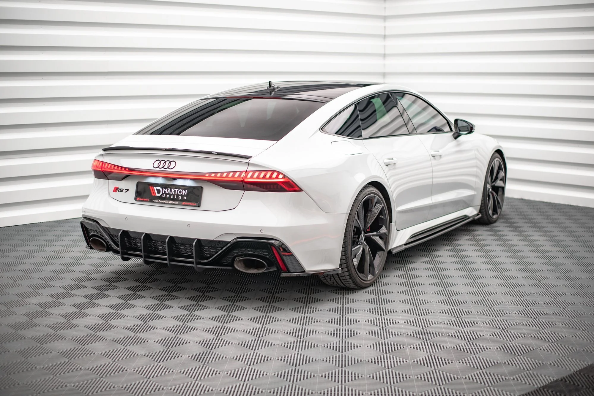 Dyfuzor Tylny Street Pro Audi RS7 C8 / RS6 C8 / C8 Facelift - Image 3