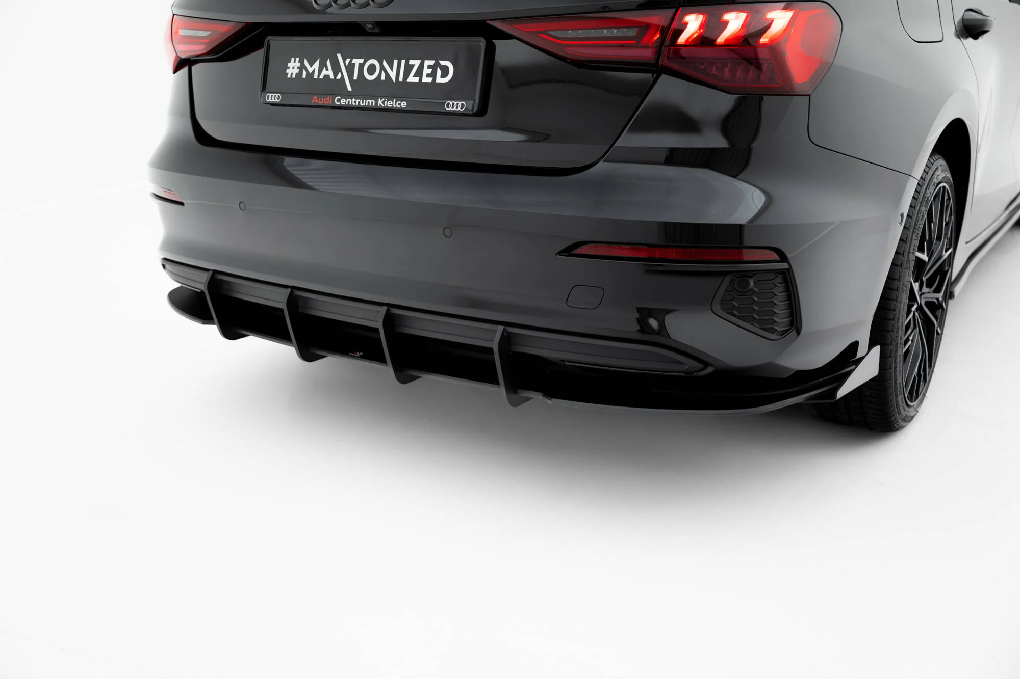 Dyfuzor Tylny Street Pro + Flaps Audi A3 Sedan 8Y - Image 4