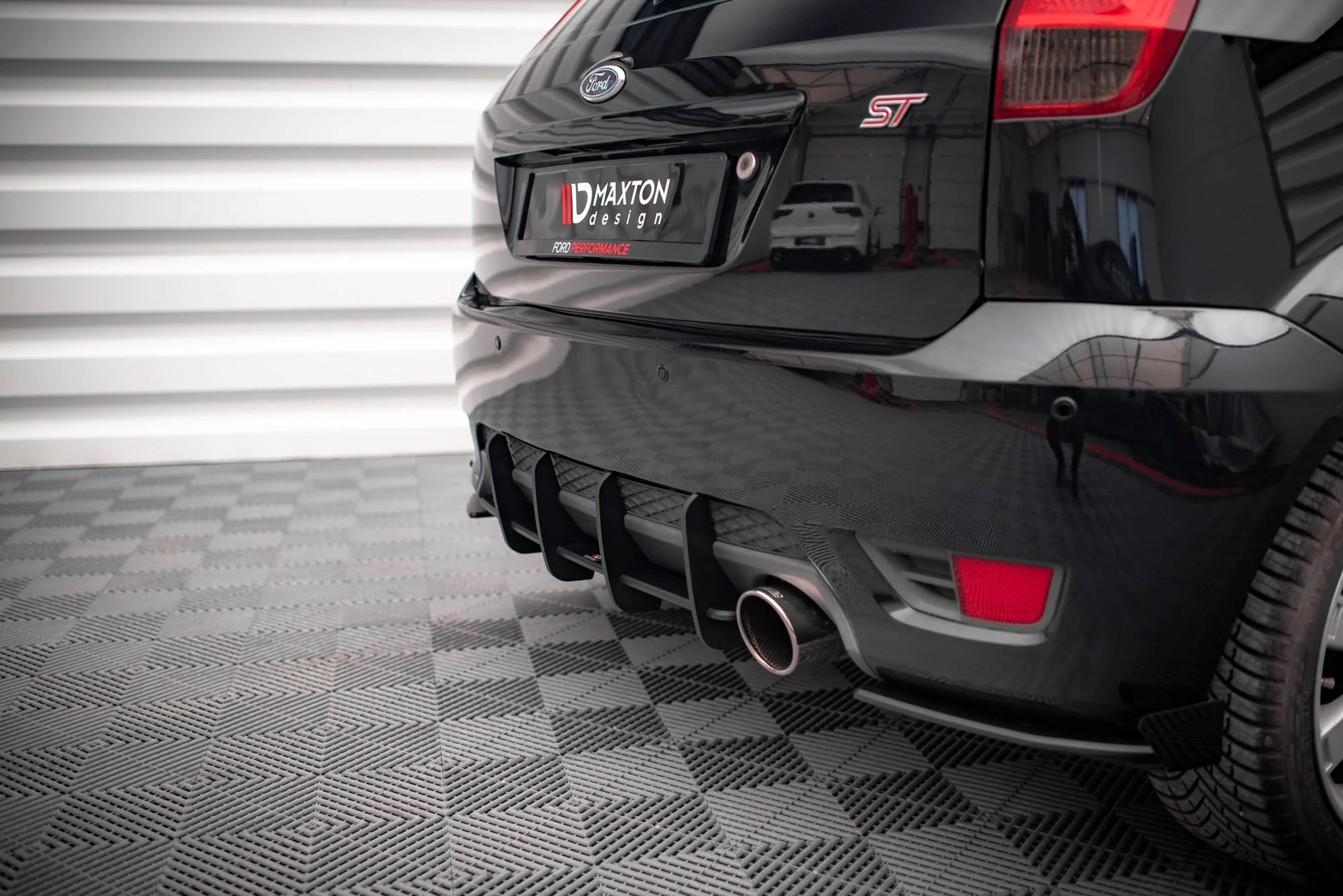 Dyfuzor Tylny Street Pro Ford Fiesta ST Mk6 - Image 3