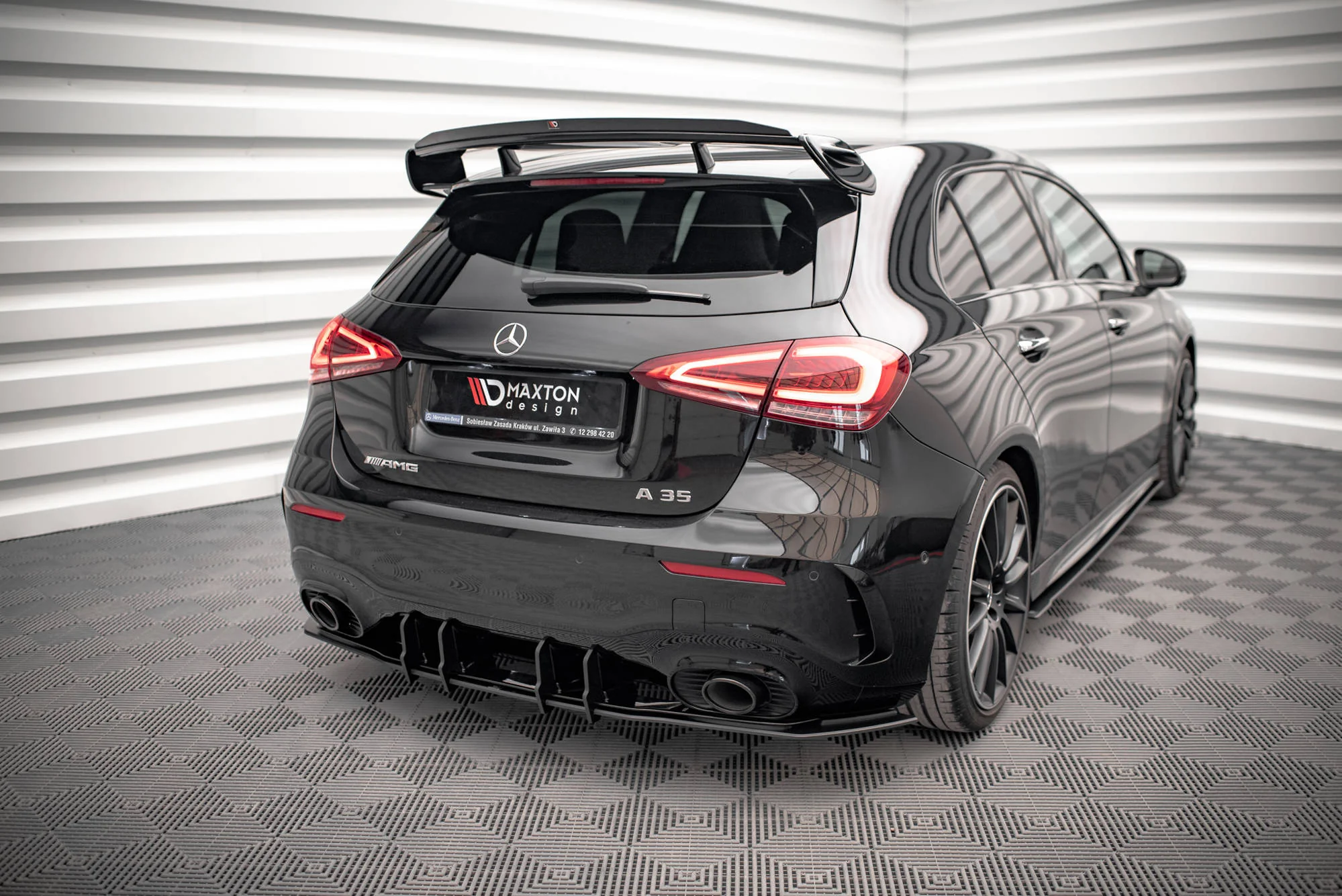 Dyfuzor Tylny Street Pro Mercedes A35 AMG Hatchback Aero Pack W177 - Image 3
