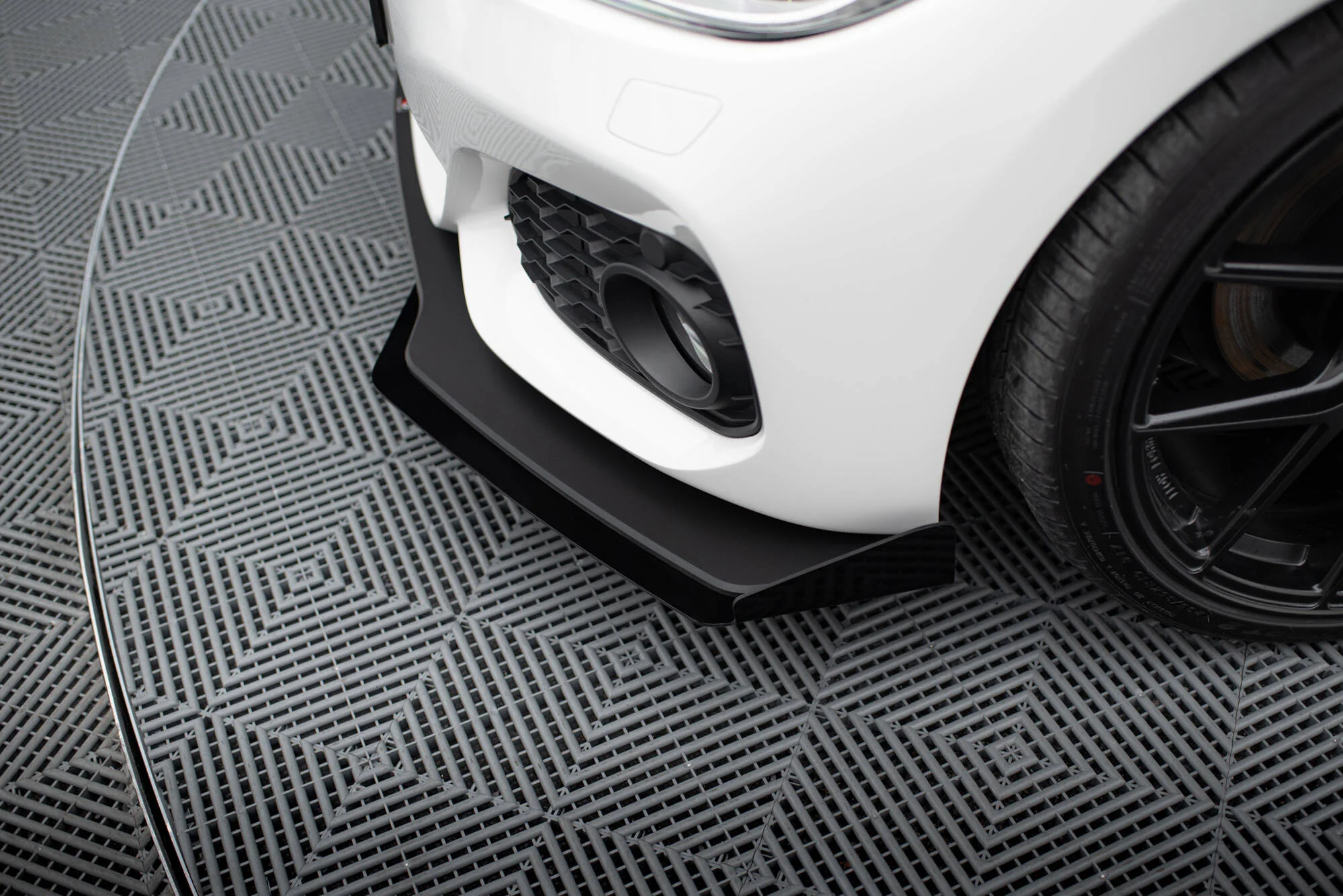 Flaps BMW 1 F20 M-Pack Facelift / M140i - Image 4