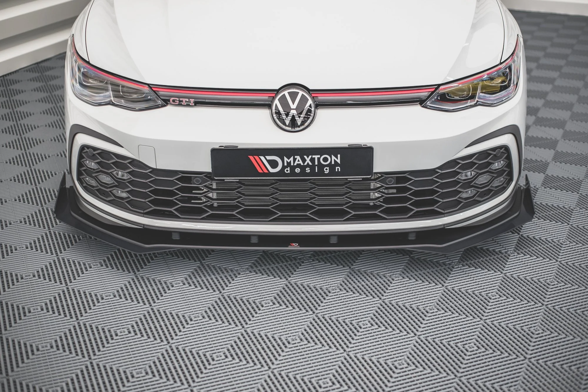 Flaps Volkswagen Golf GTI / GTE / GTD / R-Line Mk8 - Image 2