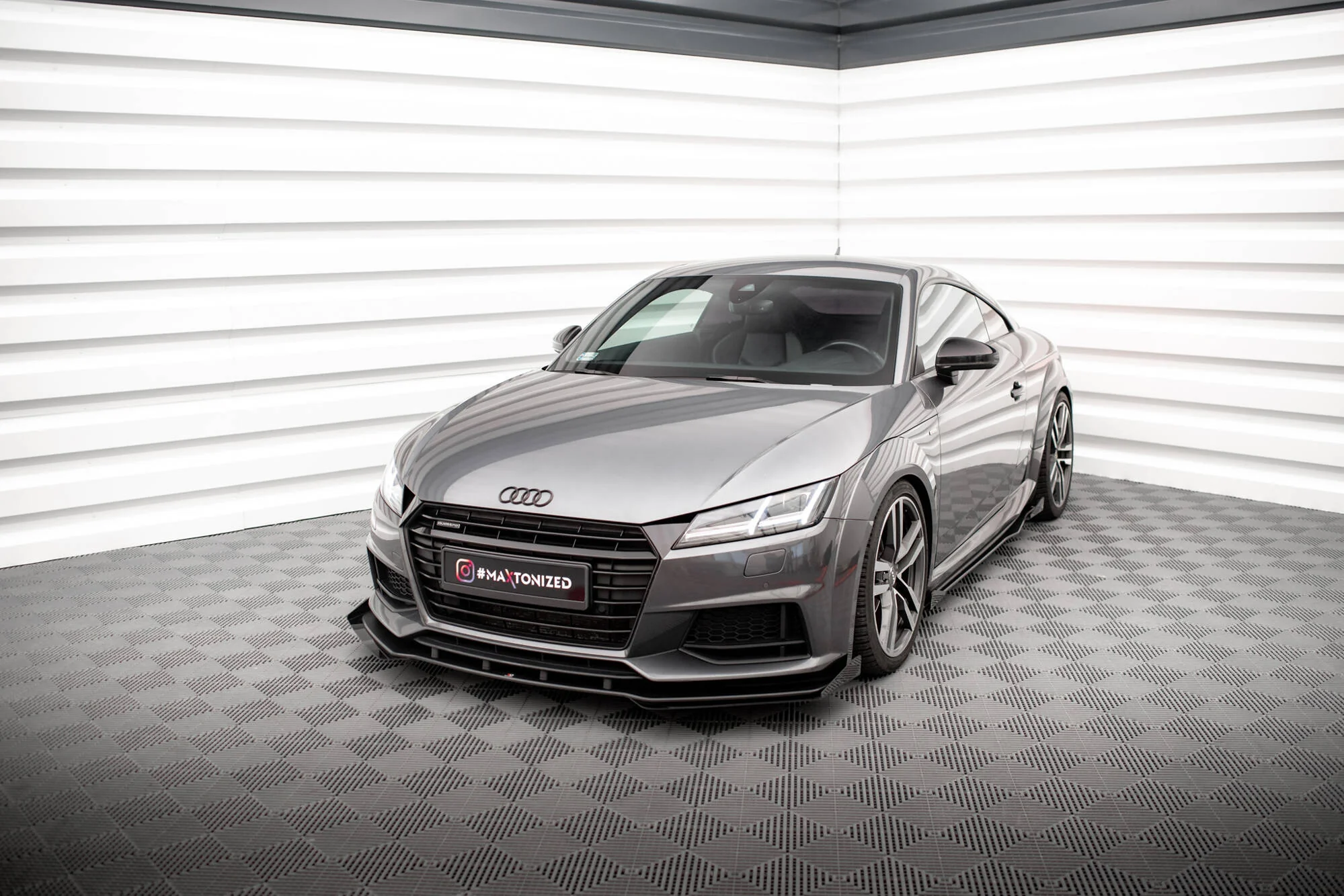Flapsy Przednie Audi TT S / S-Line 8S - Image 2