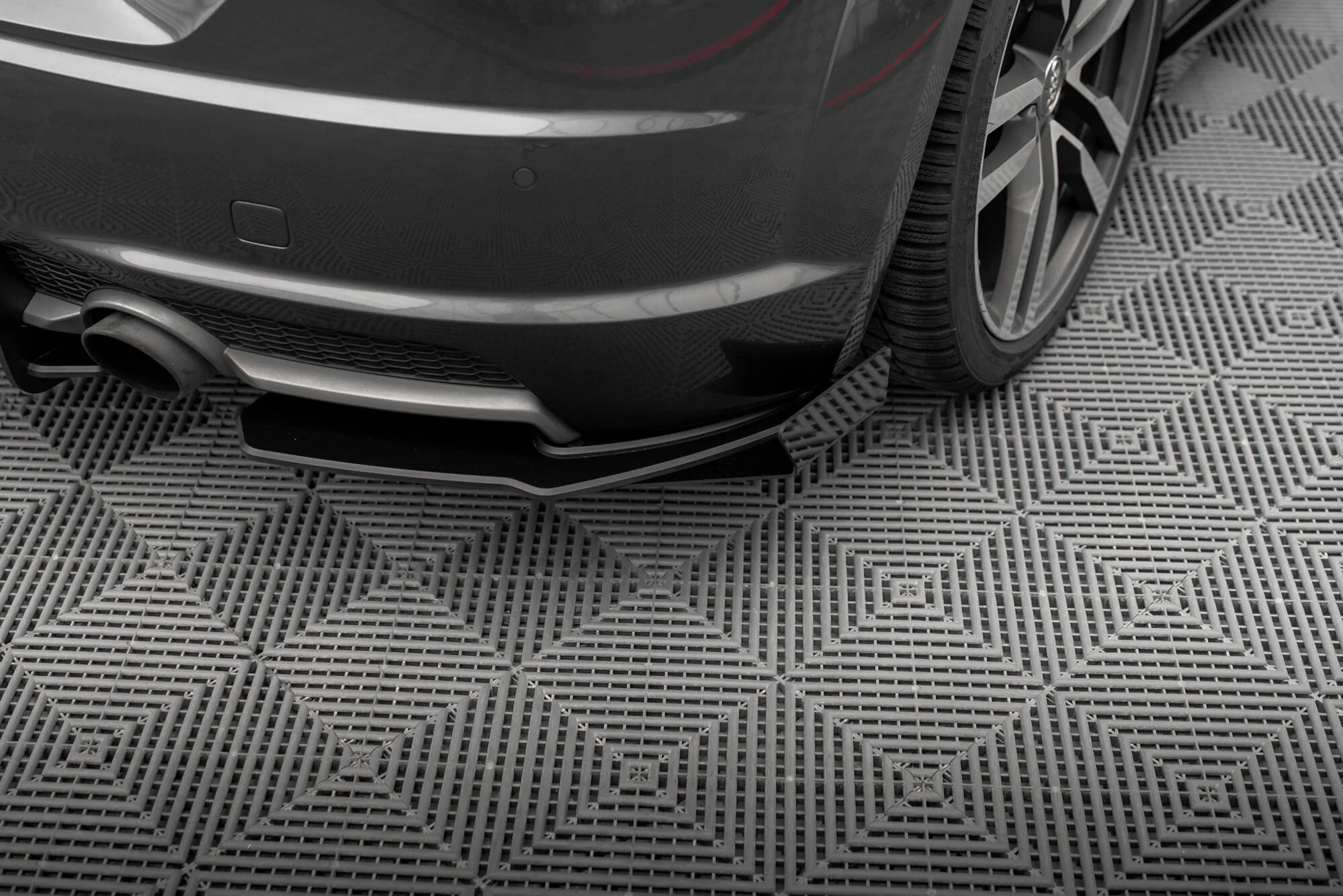 Flapsy Tylne Boczne Audi TT S-Line 8S - Image 3