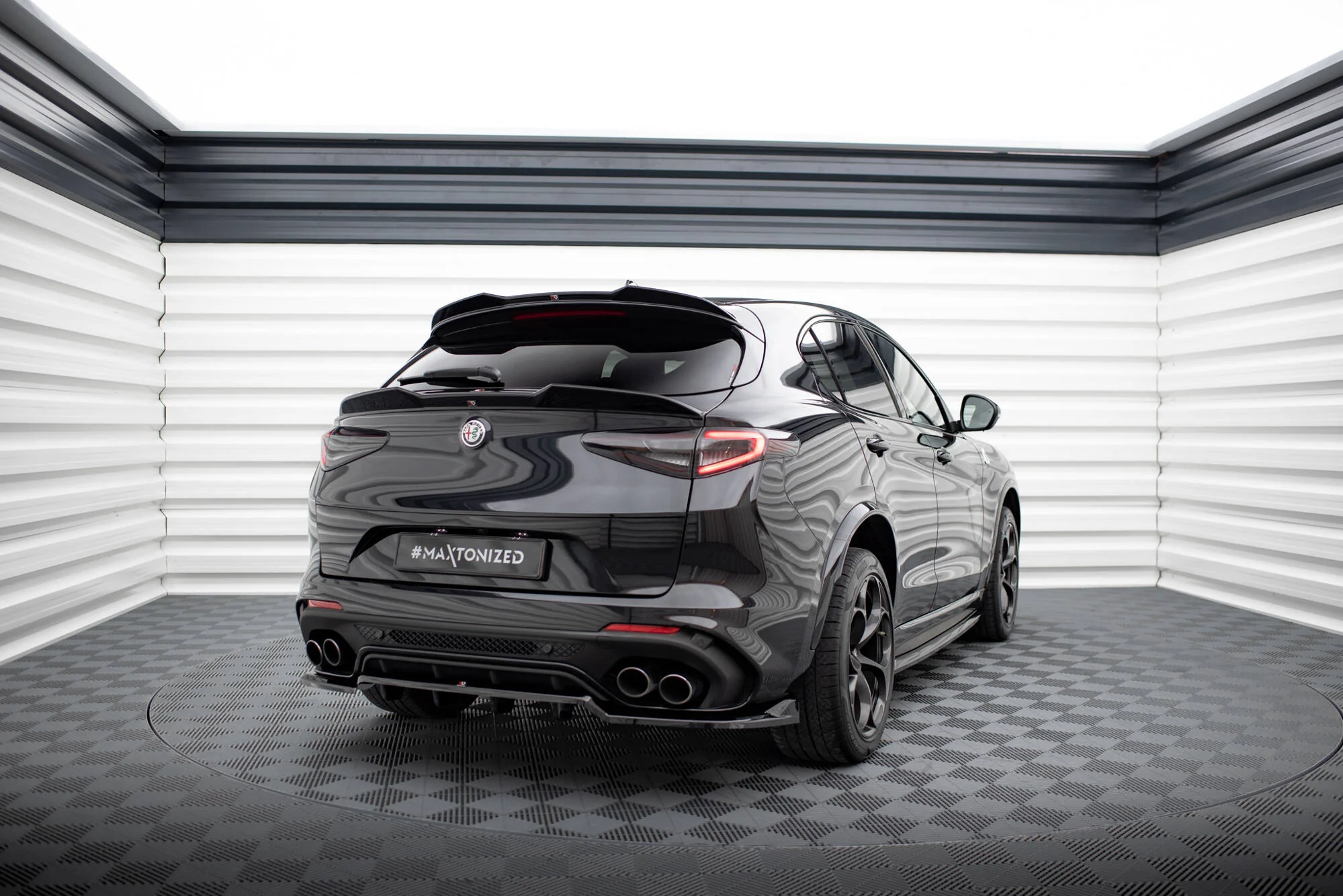 Górne Przedłużenie Spoilera 3D Alfa Romeo Stelvio Mk1 - Image 2