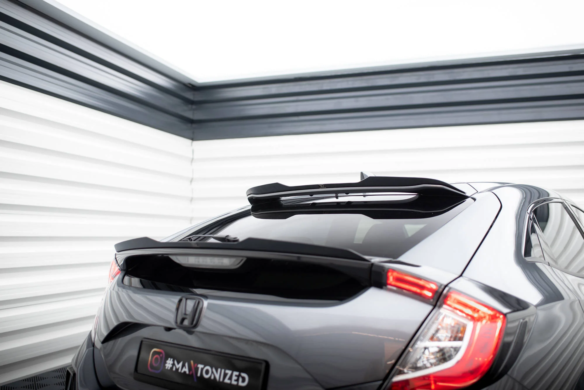 Górne Przedłużenie Spoilera Honda Civic Sport Mk 10 - Image 3
