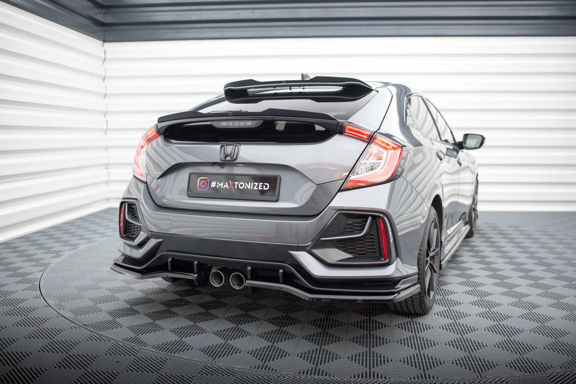 Górne Przedłużenie Spoilera Honda Civic Sport Mk 10 - Image 4