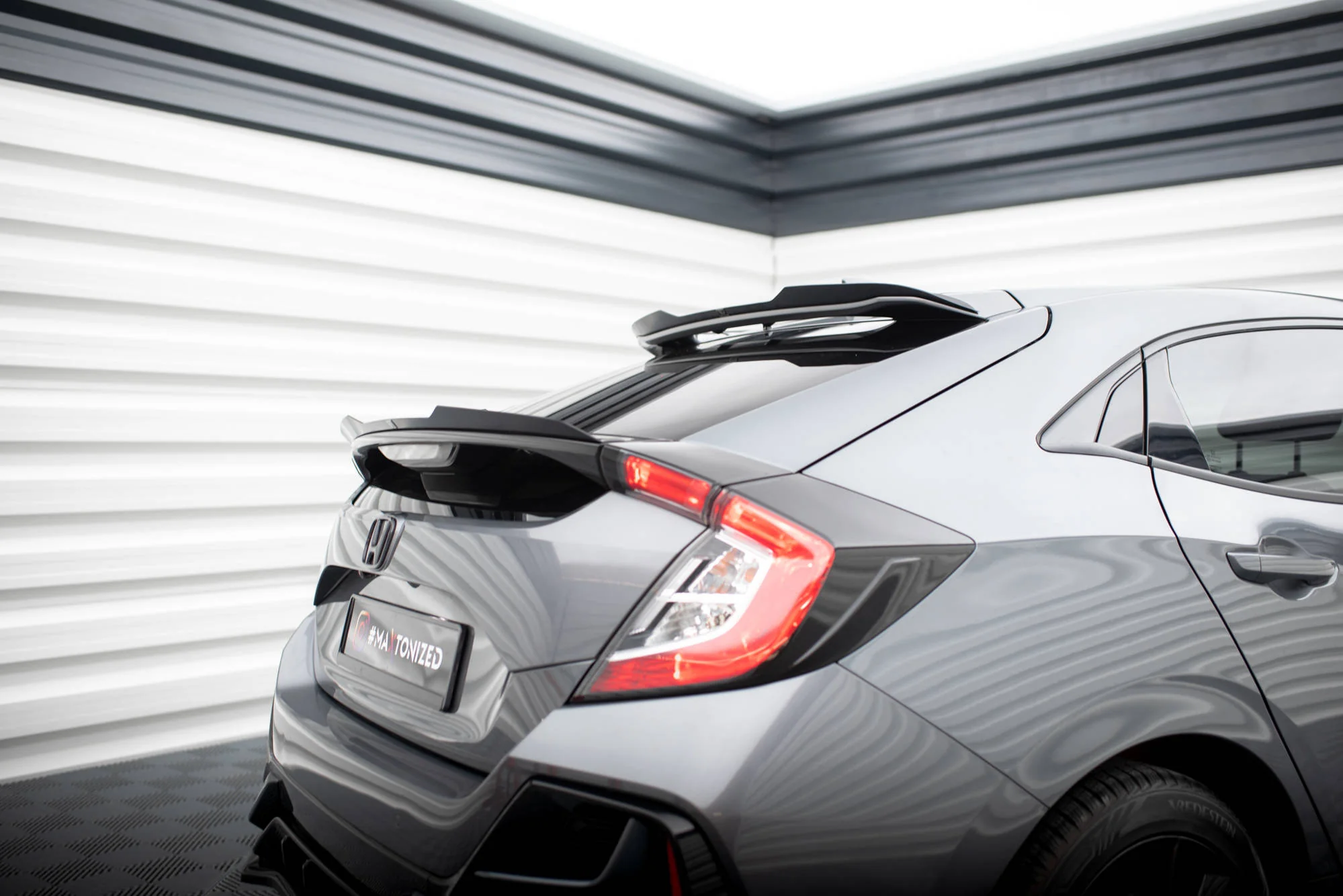 Górne Przedłużenie Spoilera Honda Civic Sport Mk 10 - Image 5