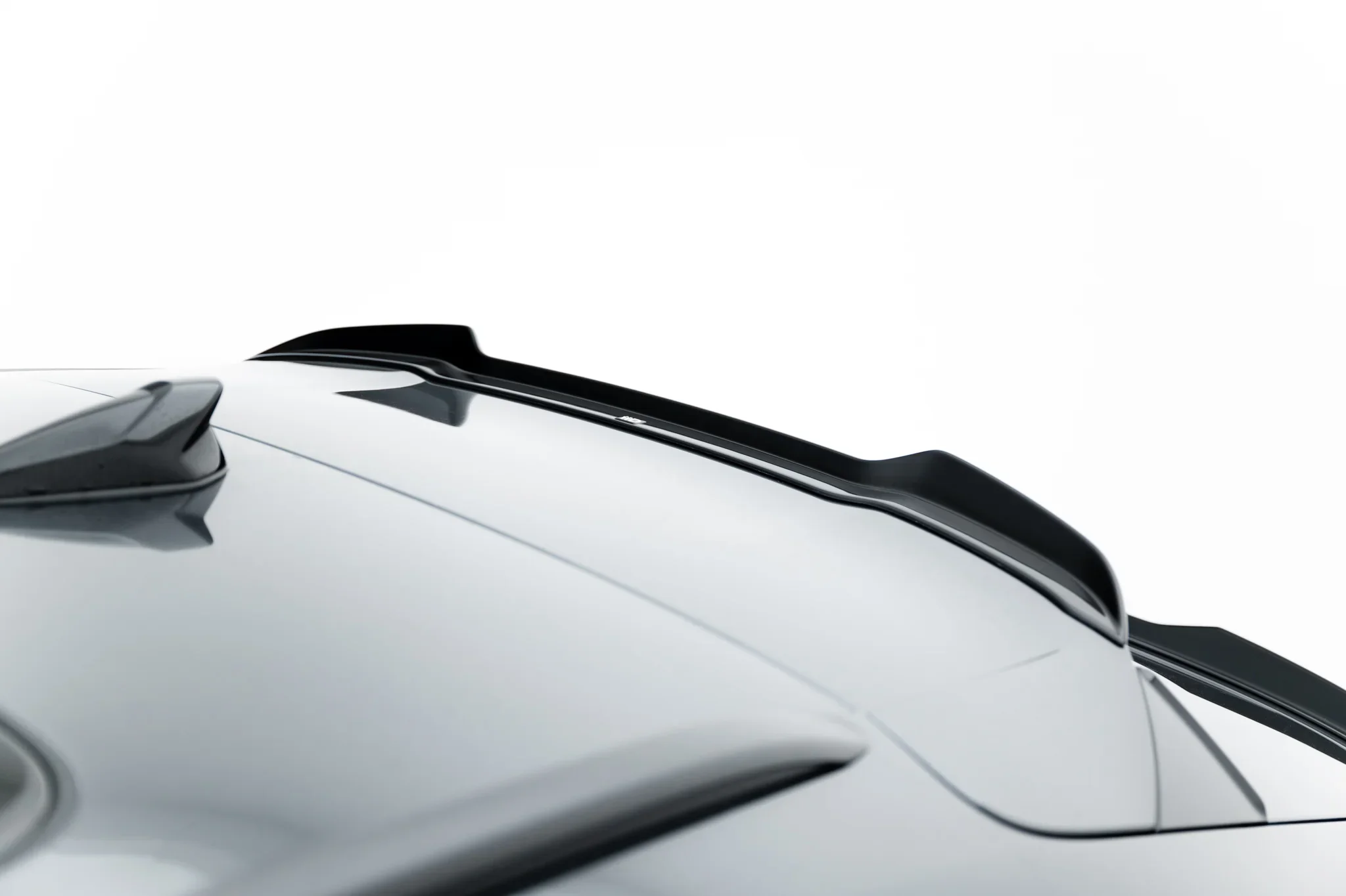 Górny Spoiler Cap Audi SQ5 / Q5 S-Line Sportback Mk3 - Image 4