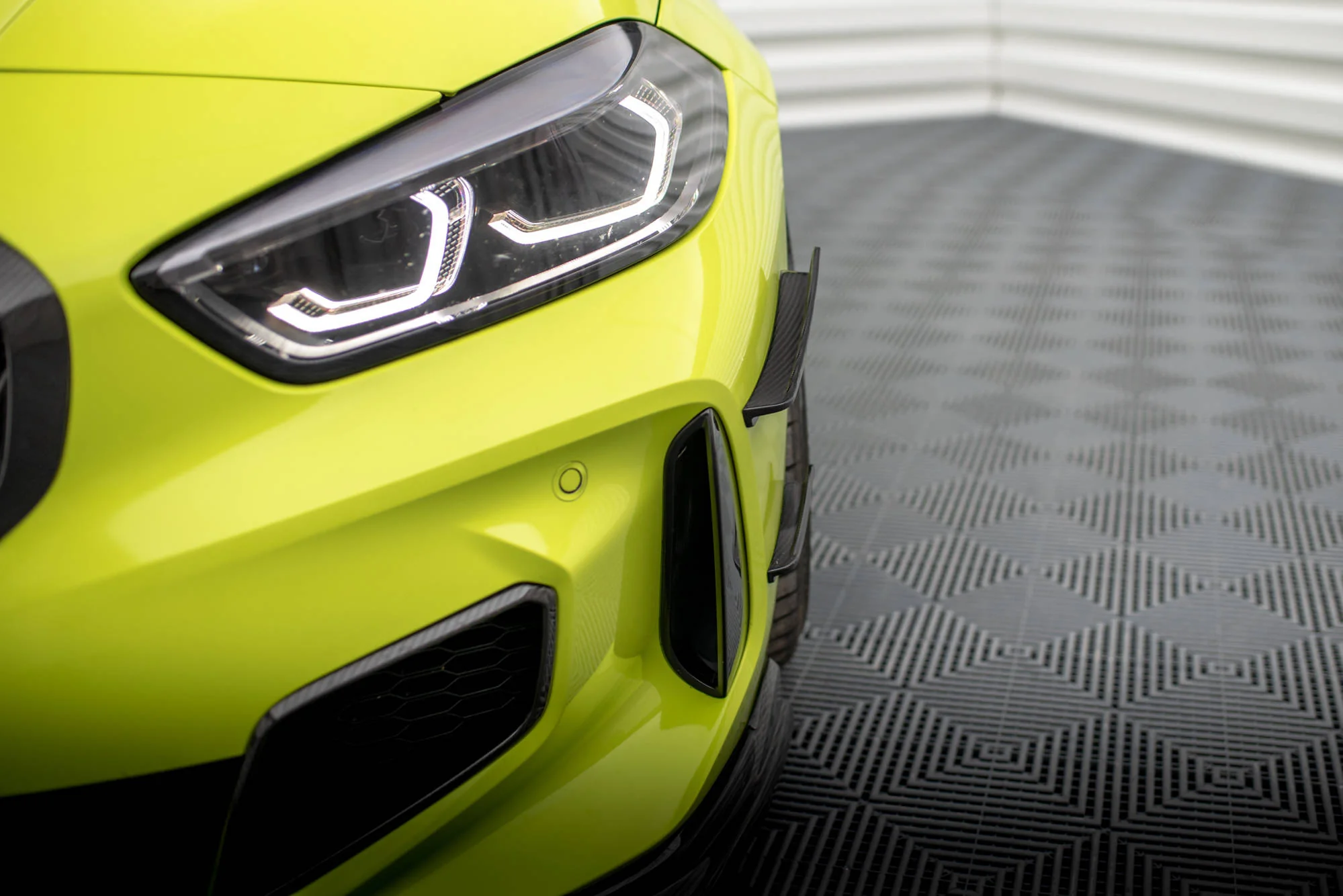 Karbonowe Canards(owiewki przedniego zderzaka) Prepreg BMW 1 M-Pack / M135i / 128ti F40 - Image 3
