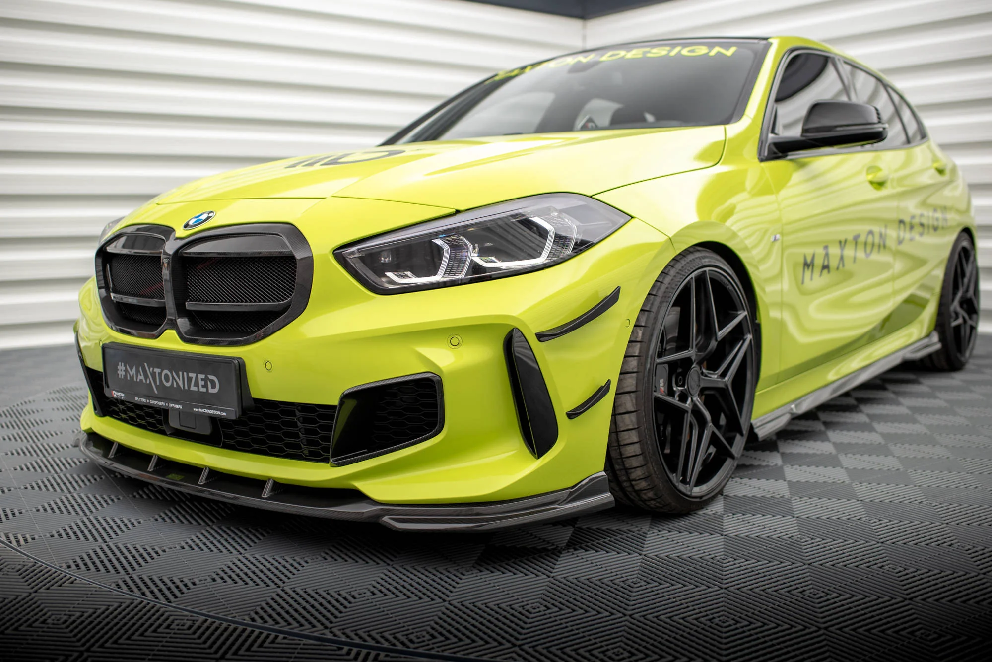 Karbonowe Canards(owiewki przedniego zderzaka) Prepreg BMW 1 M-Pack / M135i / 128ti F40 - Image 4