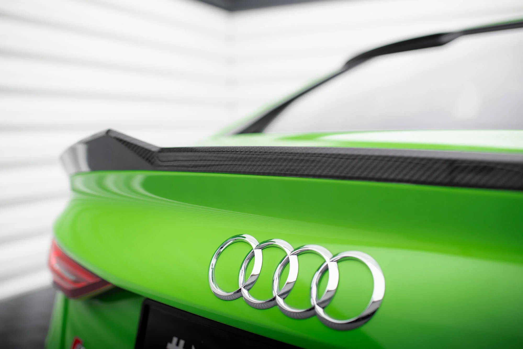 Karbonowy Spoiler Tylnej Klapy Prepreg Audi RS3 / S3 / A3 S-Line / Standard Sedan 8Y - Image 3