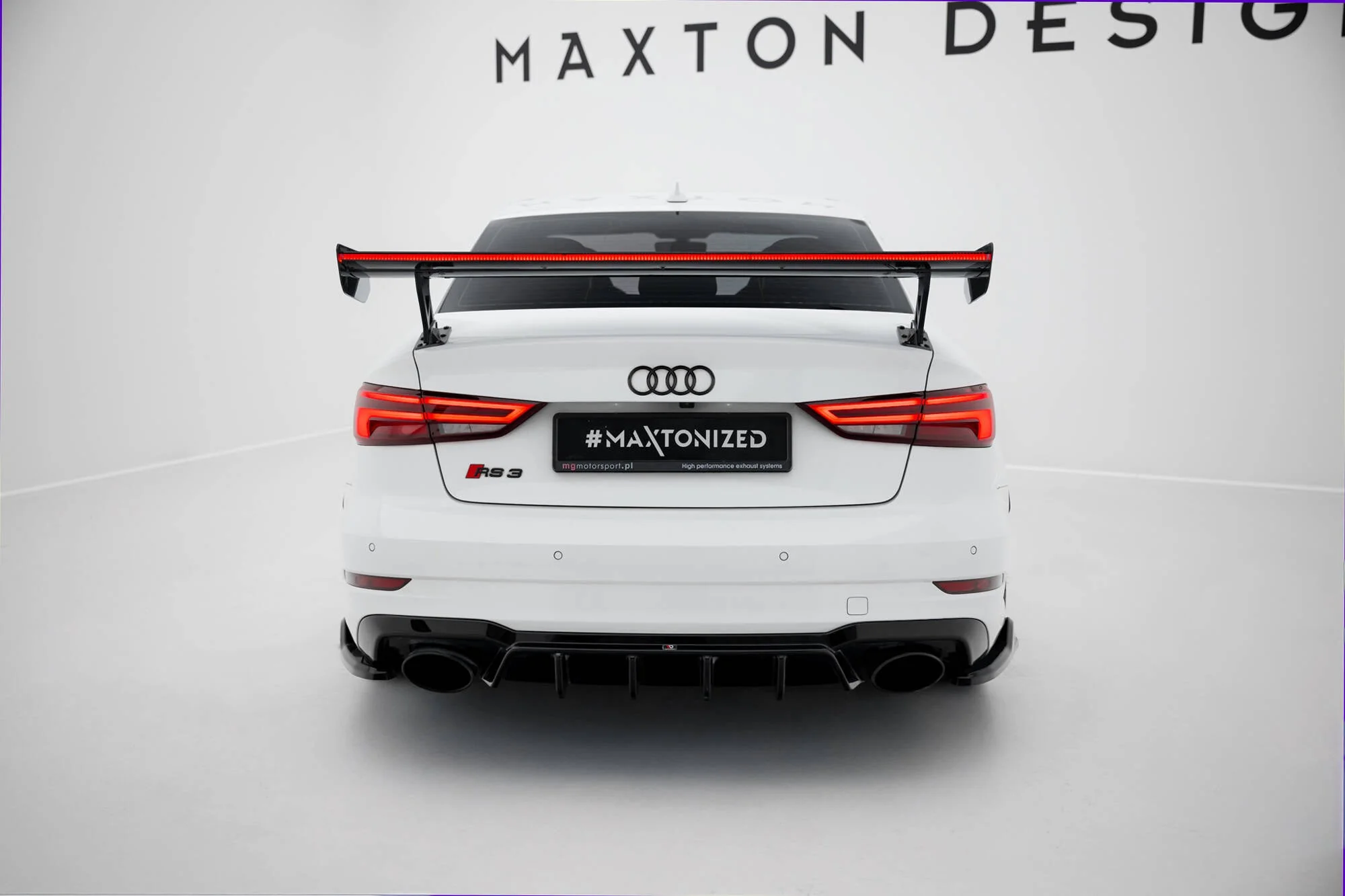 Karbonowy Spoiler Z Zewnętrznymi Wspornikami + LED Audi A3 / A3 S-Line / S3 / RS3 Sedan 8V / 8V Facelift - Image 5