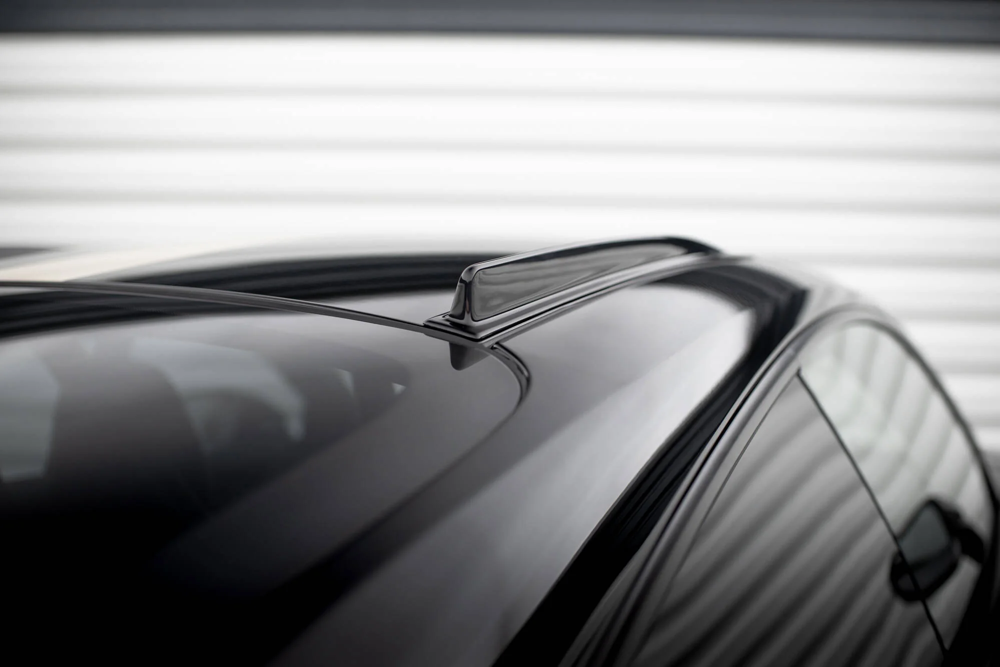 Krótkie Relingi Dachowe Porsche 911 992 GT3 - Image 2