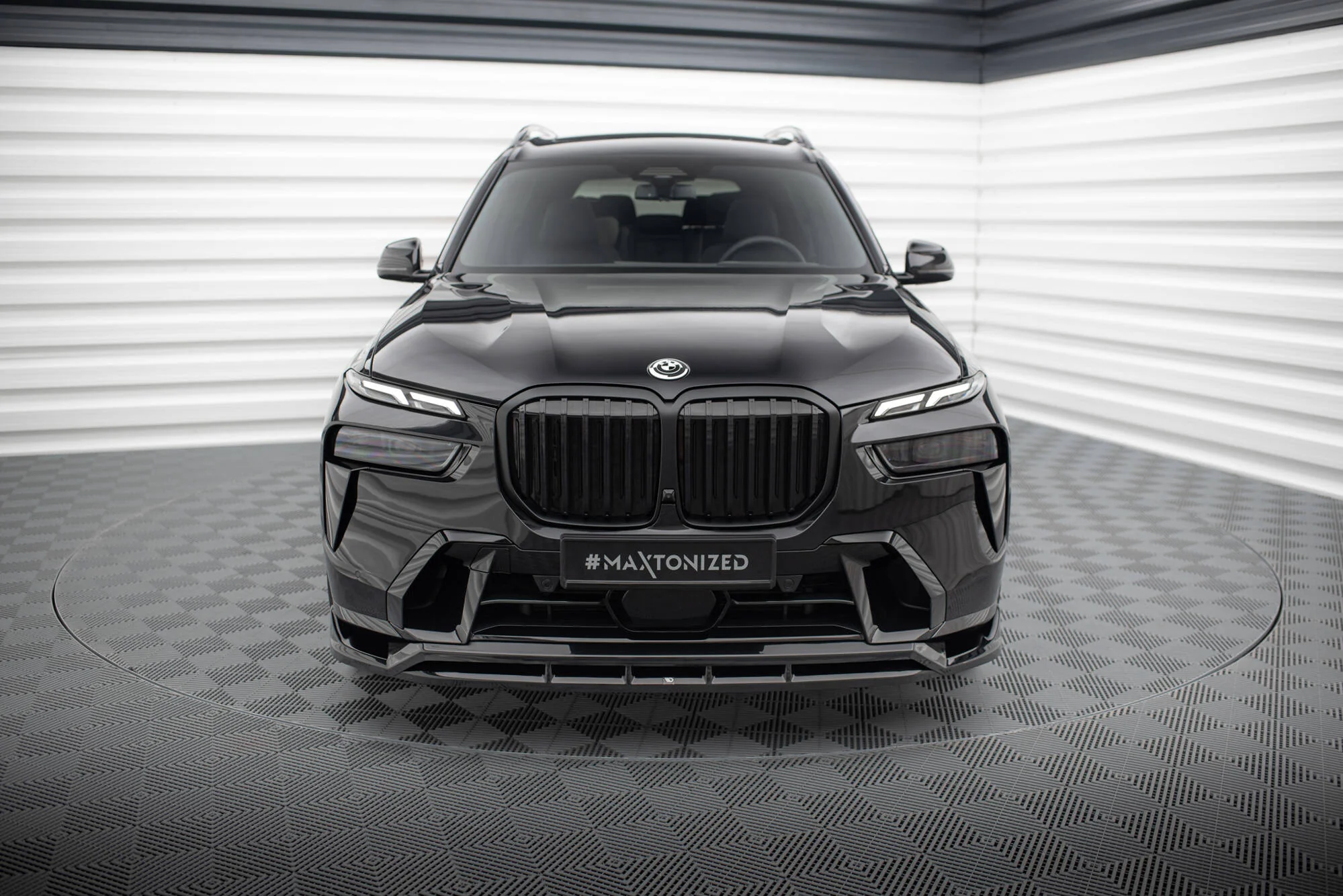 Splitter Przedni BMW X7 M-Pack G07 Facelift - Image 2