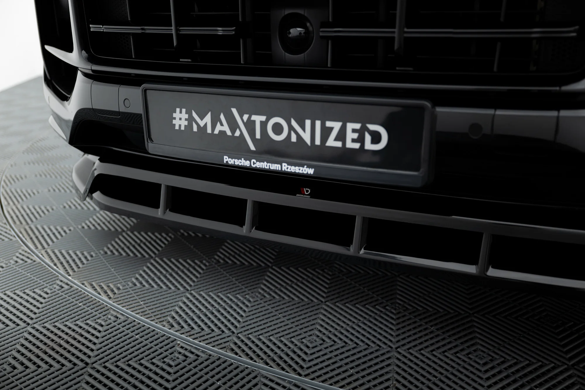 Splitter Przedni Porsche Cayenne SUV / Coupe Mk3 Facelift - Image 3