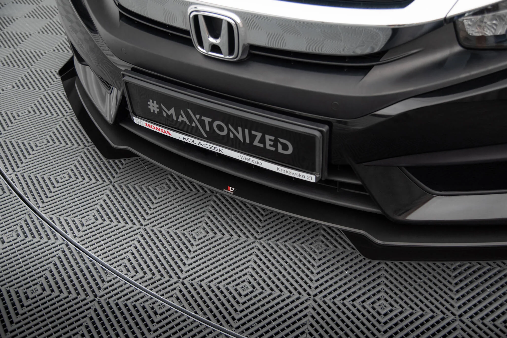 Splitter Przedni Street Pro + Flaps Honda Civic Sedan Mk10 - Image 3