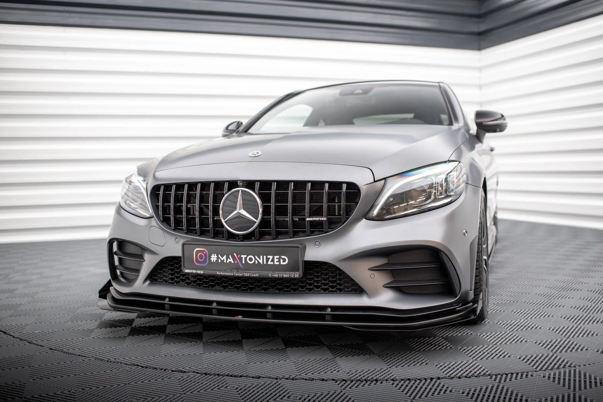 Splitter Przedni Street Pro + Flaps Mercedes-AMG C43 Coupe / Cabrio C205  Facelift / A205 Facelift