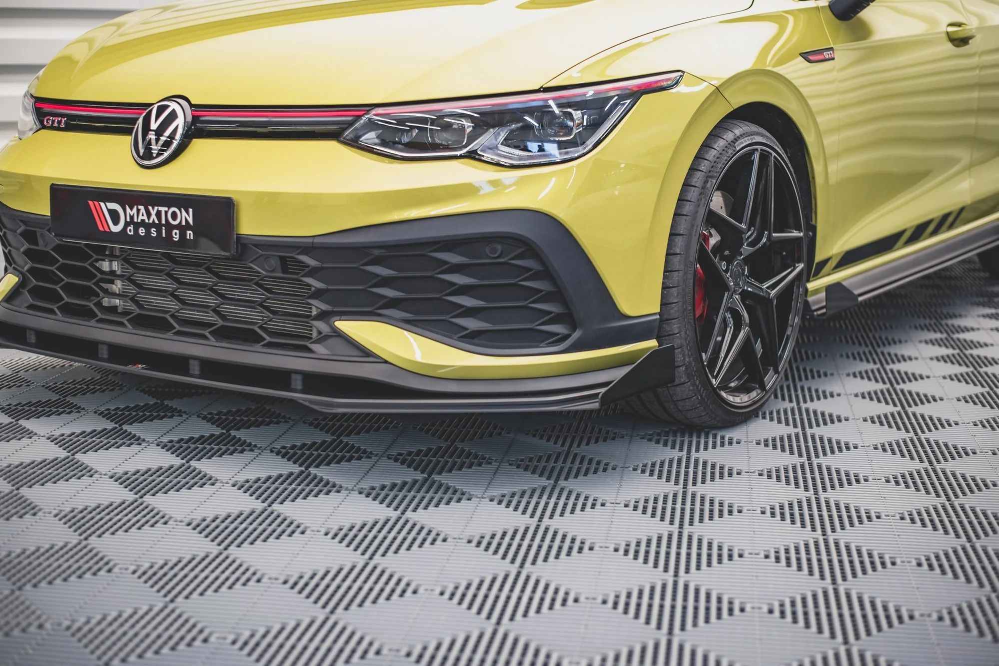 Splitter Przedni Street Pro + Flaps Volkswagen Golf GTI Clubsport Mk8 - Image 3