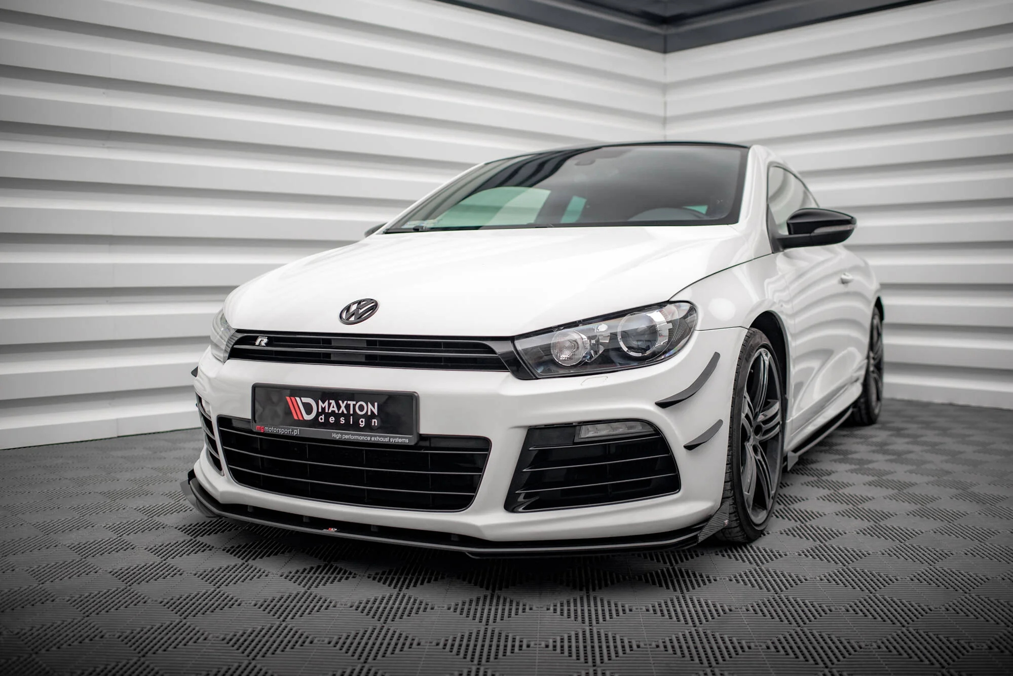 Splitter Przedni Street Pro + Flaps Volkswagen Scirocco R Mk3