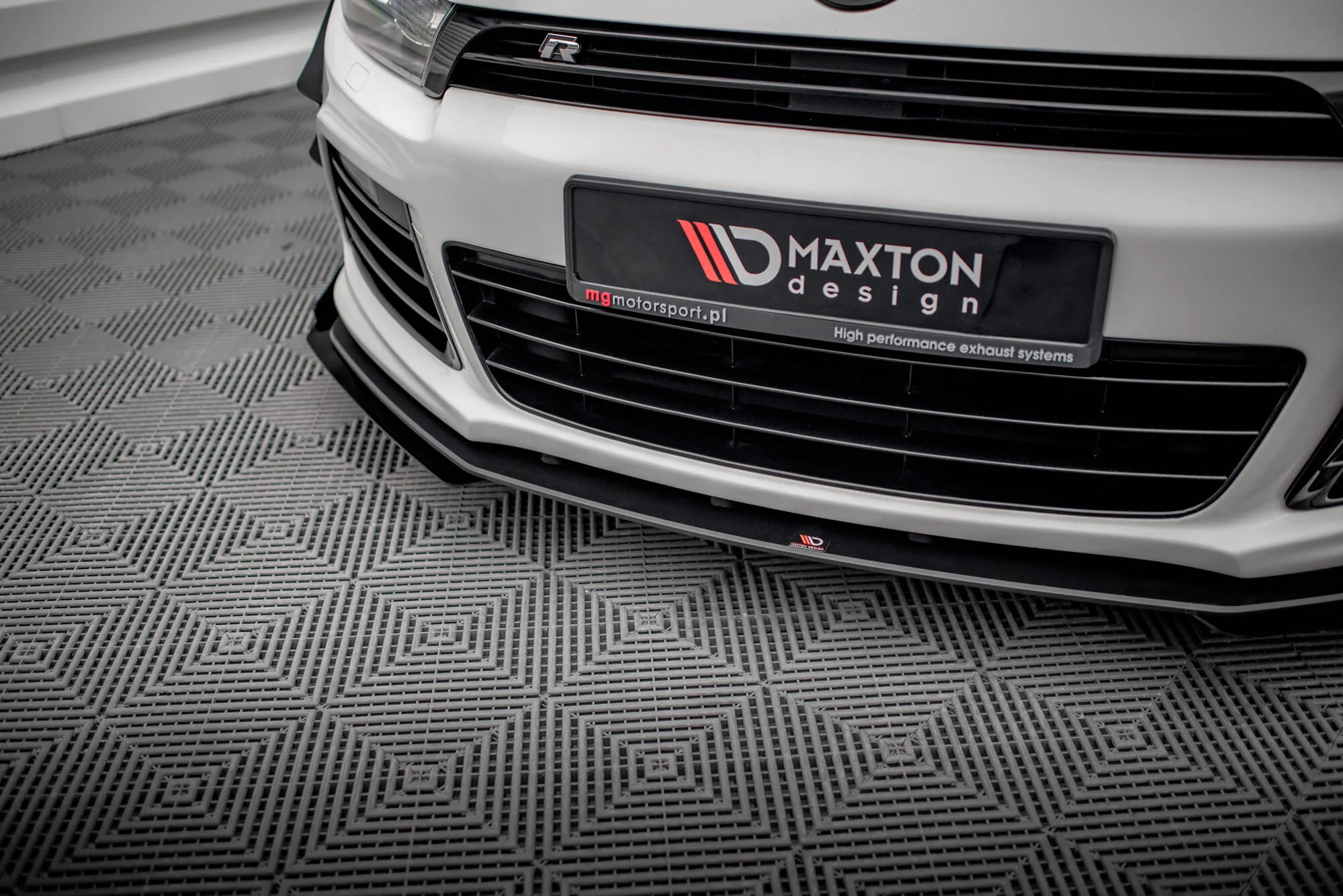 Splitter Przedni Street Pro + Flaps Volkswagen Scirocco R Mk3 - Image 3