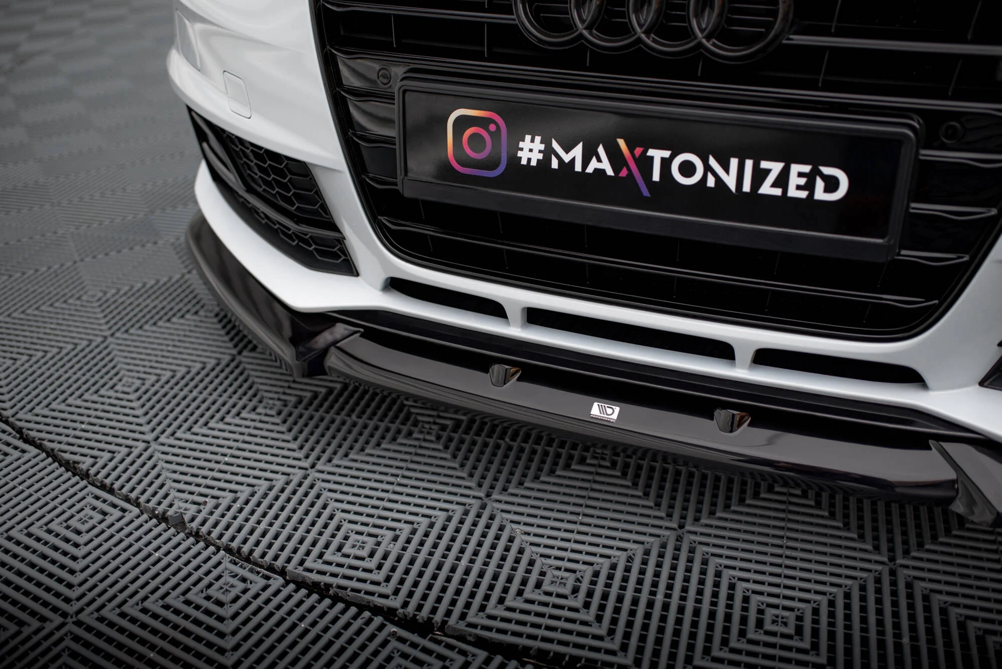 Splitter Przedni V.1 Audi A4 Competition B8 Facelift - Image 3